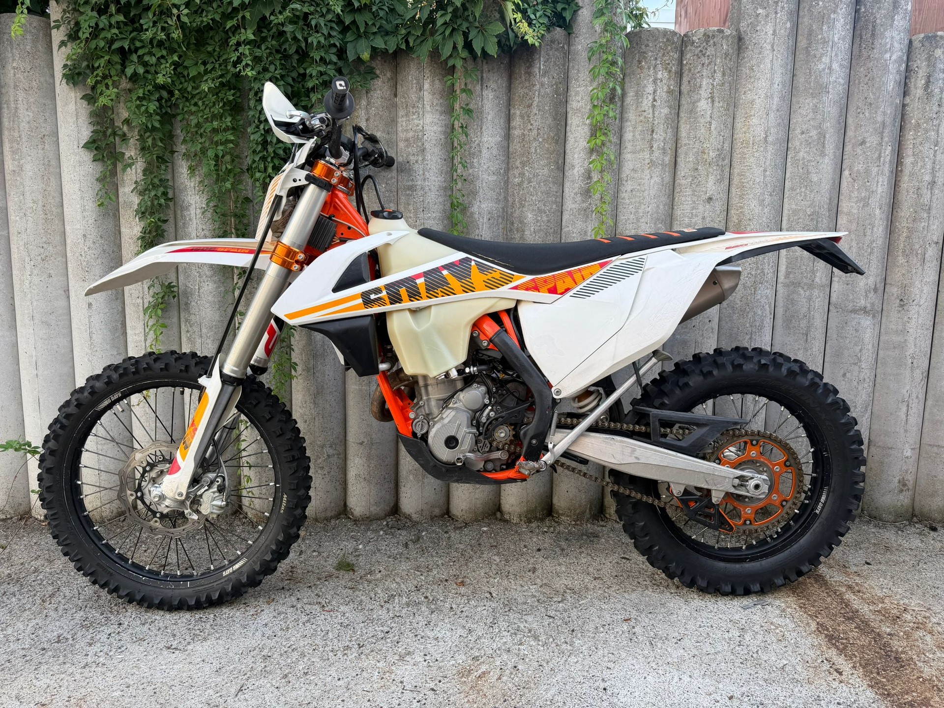 KTM 350 EXC-F 4-T Six Days-image-1