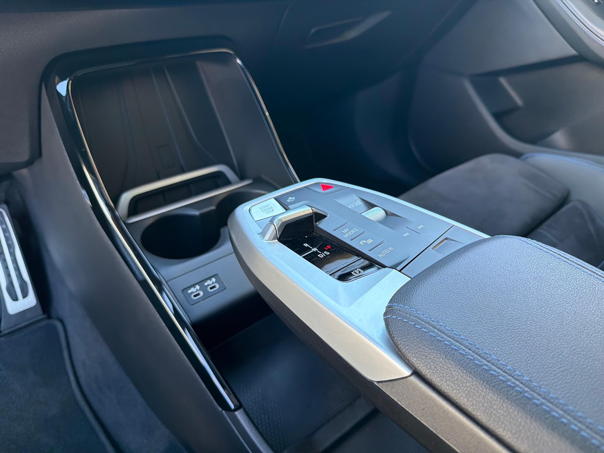 BMW 223i xDrive SDKG Active Tourer-image-19