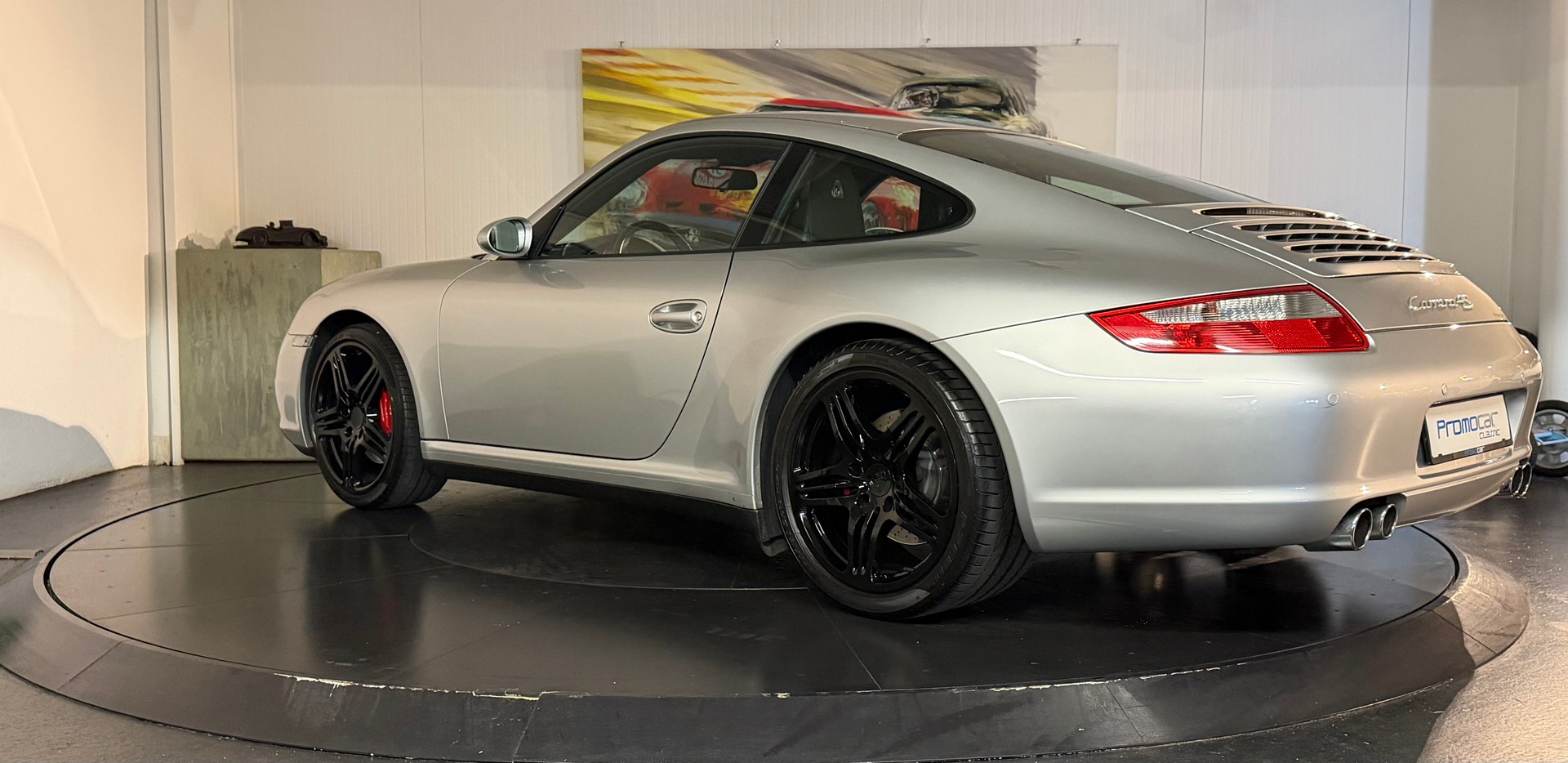 PORSCHE 911 Carrera 4S-showroom-element-2