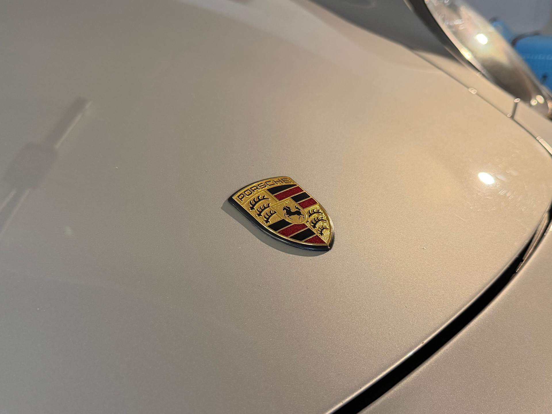 PORSCHE 911 Carrera 4S-image-8