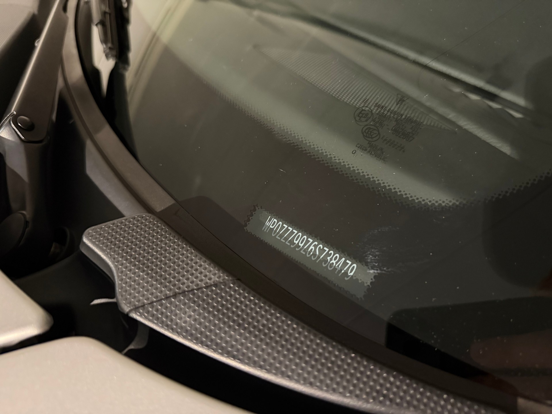 PORSCHE 911 Carrera 4S-image-25