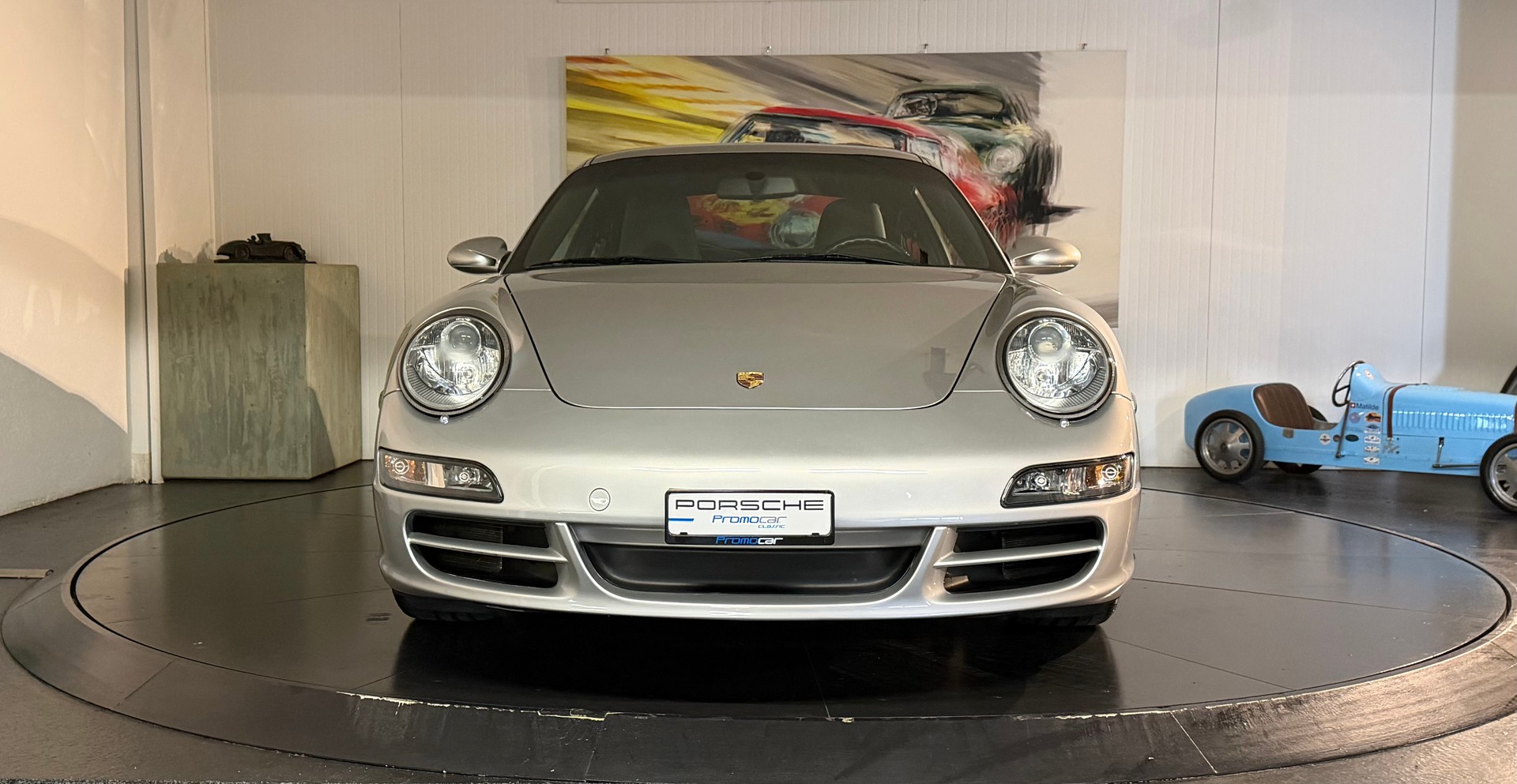 PORSCHE 911 Carrera 4S-image-7