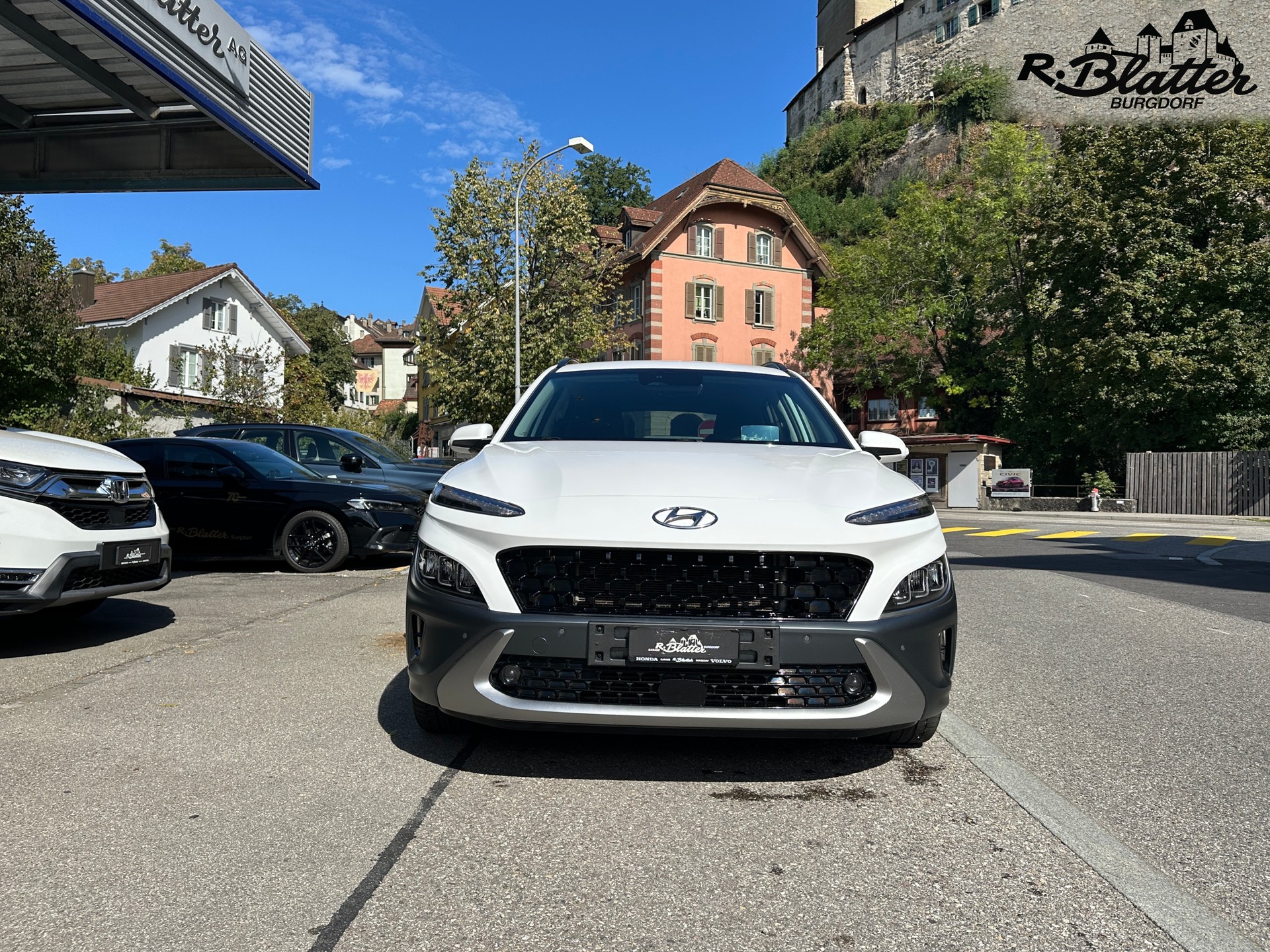 HYUNDAI Kona 1.6 T-GDi Amplia 4WD DCT-showroom-element-1