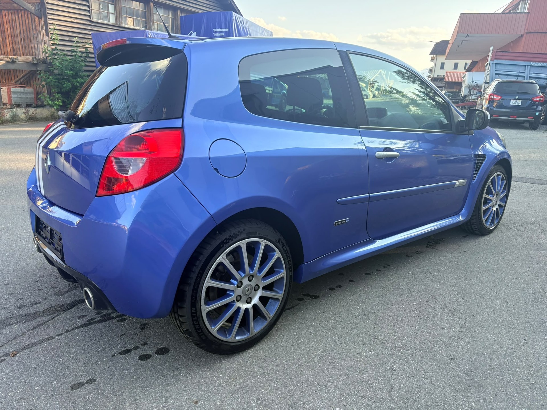 RENAULT Clio 2.0 16V RS (Sport)-image-5