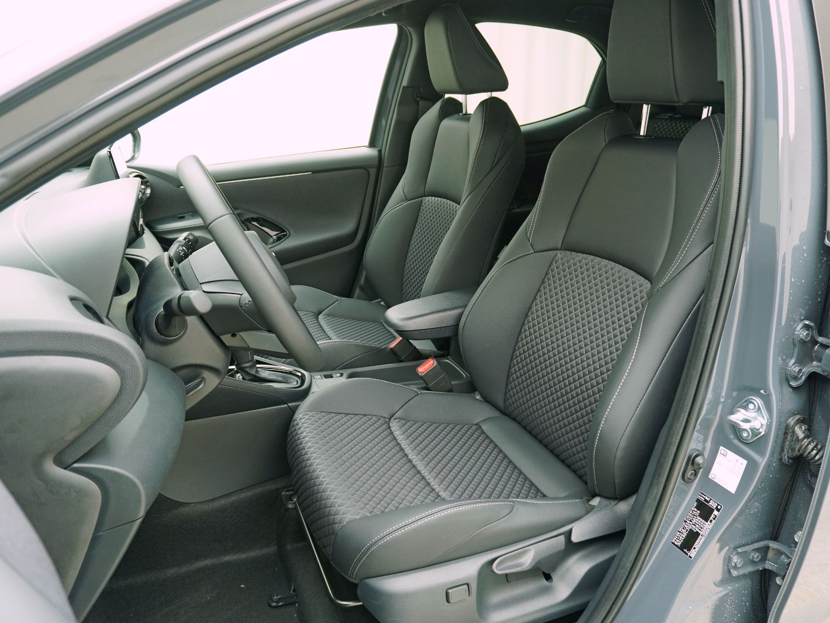 MAZDA 2 1.5 Hybrid Homura-image-6