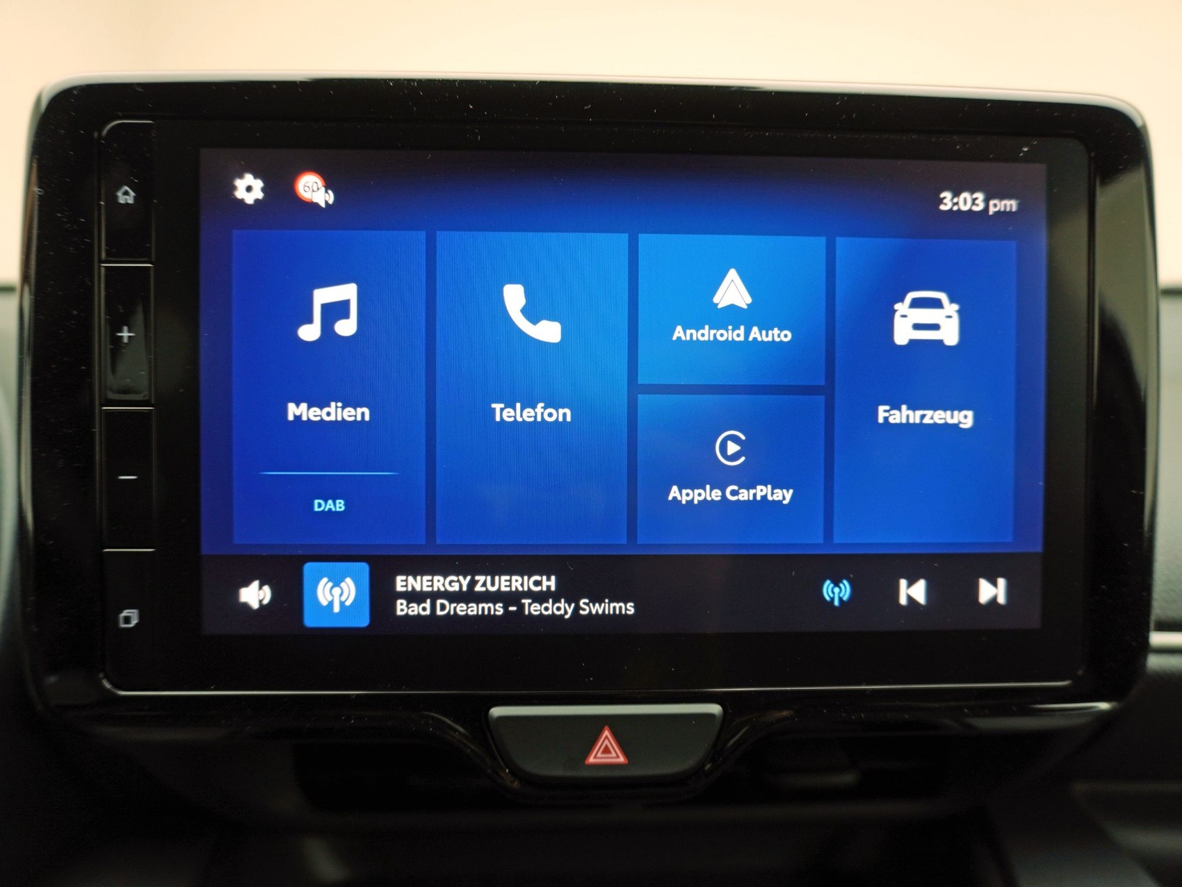 MAZDA 2 1.5 Hybrid Homura-image-11
