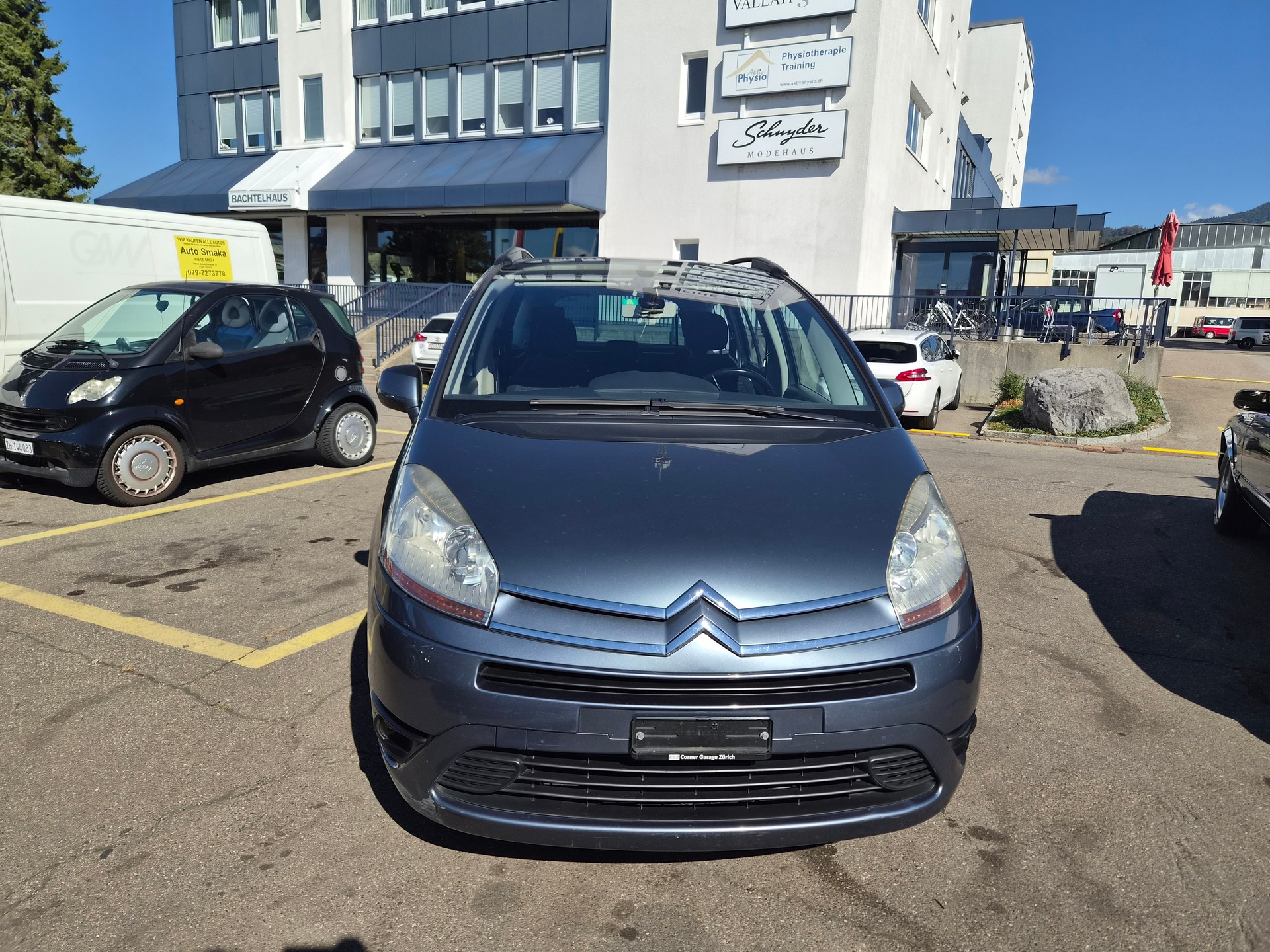 CITROEN Grand C4 Picasso 2.0 HDI Dynamique+ Automatic-showroom-element-1