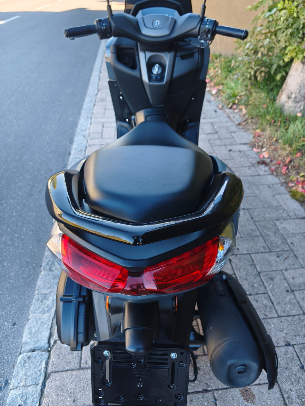 YAMAHA N-Max GPD 125-image-8