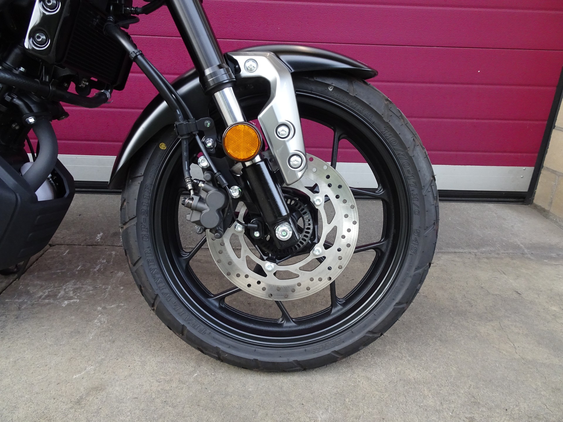 YAMAHA XSR 125-image-1