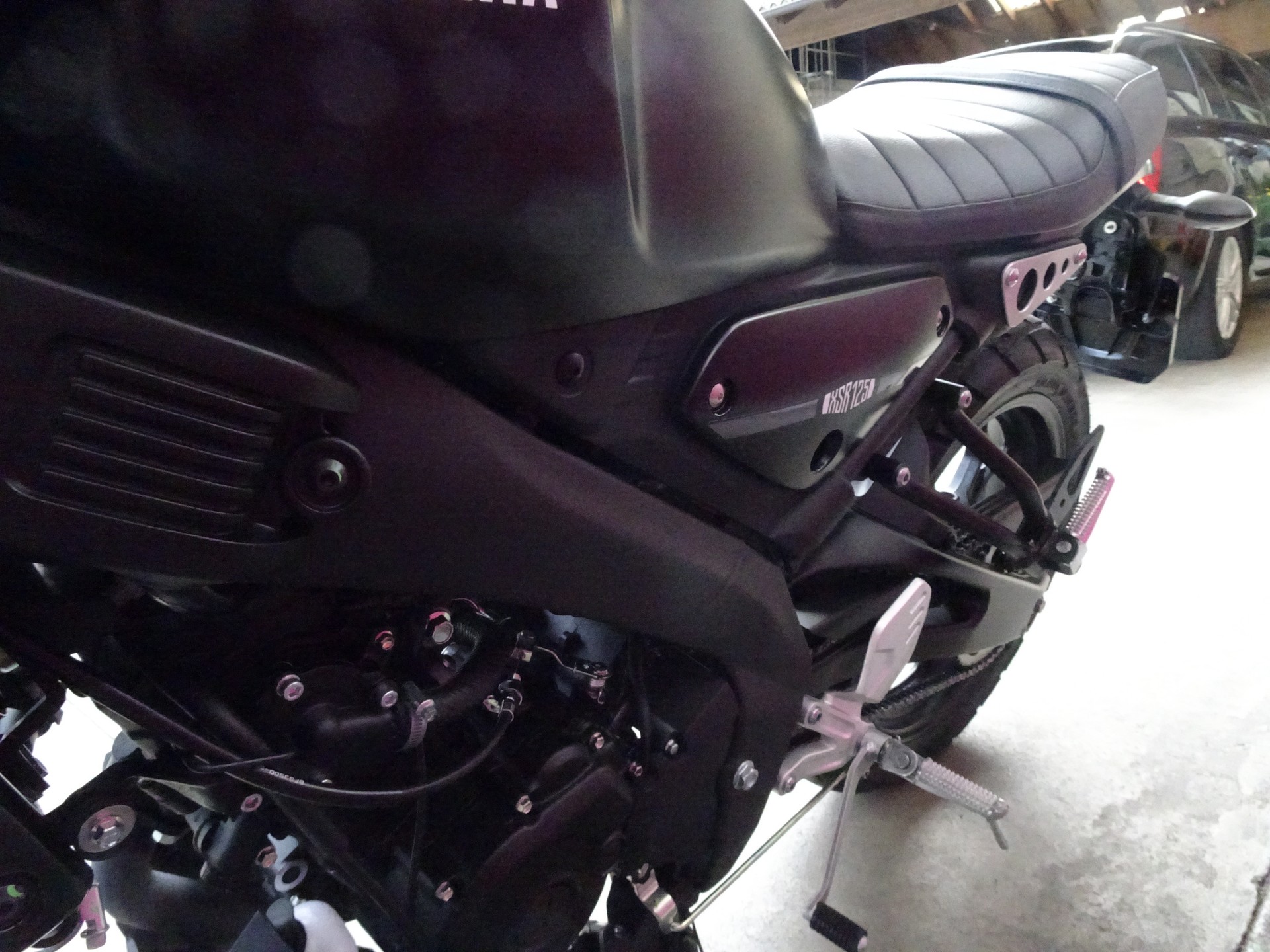 YAMAHA XSR 125-image-11