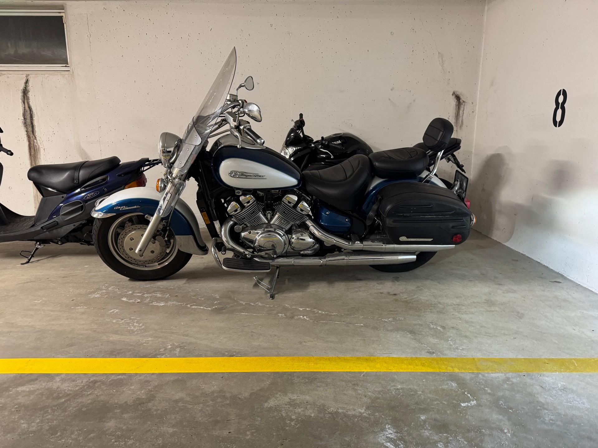 YAMAHA XVZ 1300 A Royal Star-image-1