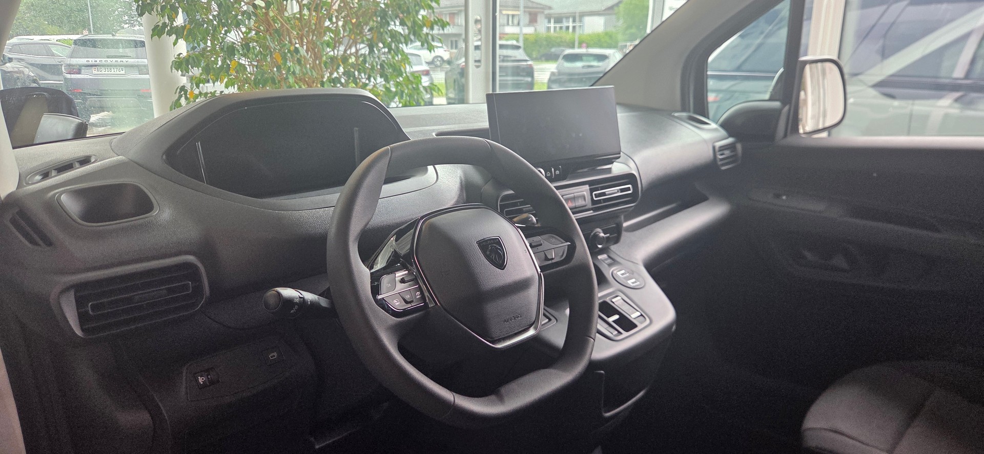 PEUGEOT Partner 1.5 Blue HDi Standard 1000kg EAT8-showroom-element-3