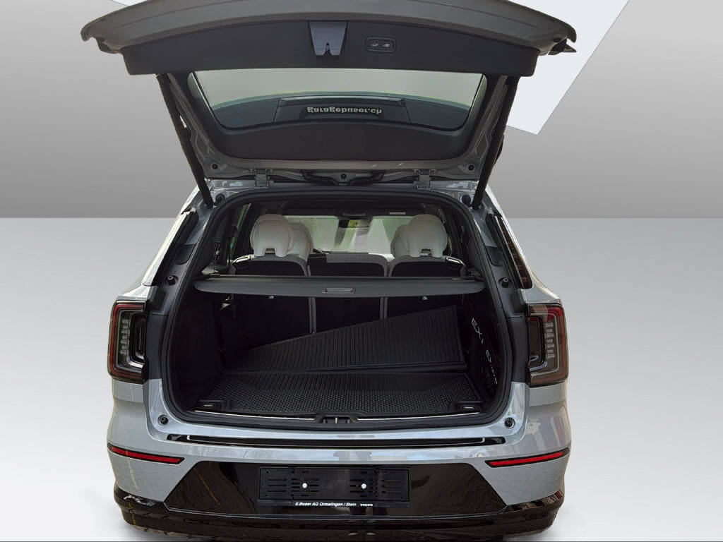 VOLVO EX 90 Twin Performance Ultra AWDD-image-15