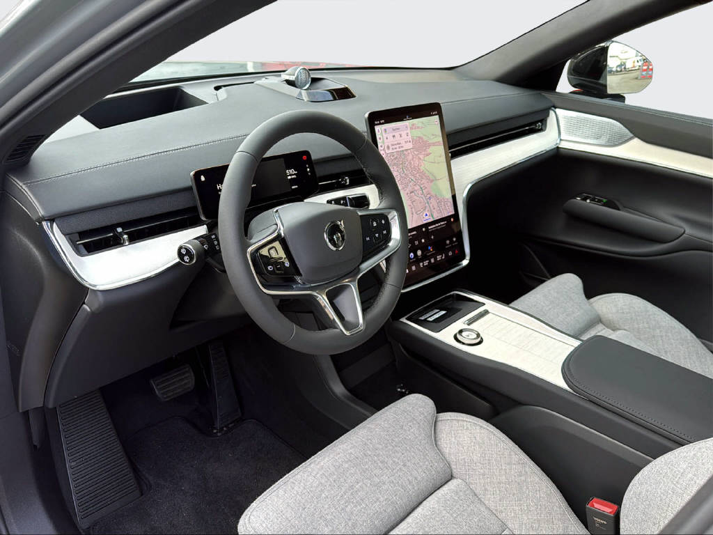 VOLVO EX 90 Twin Performance Ultra AWDD-image-11