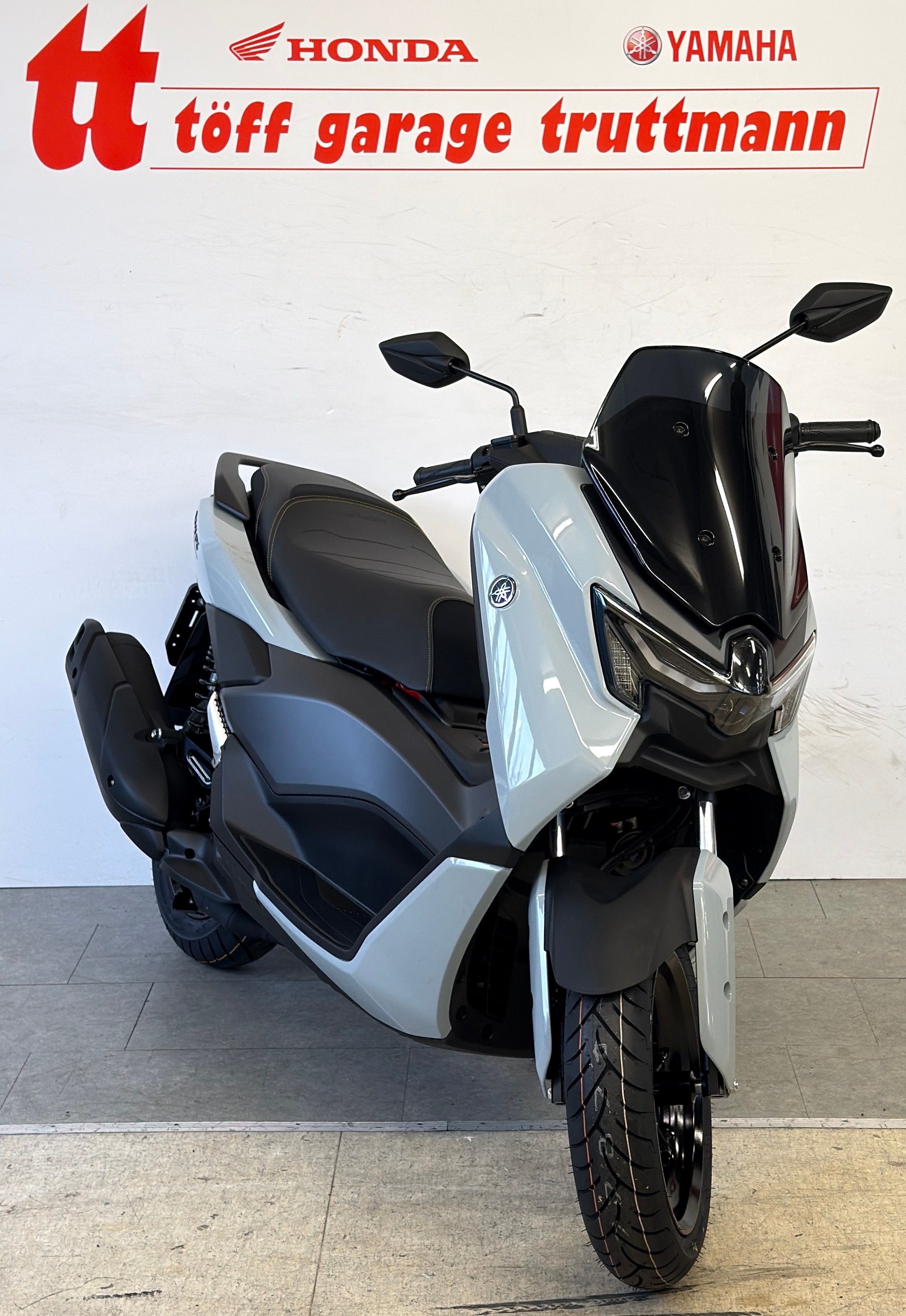 YAMAHA N-Max GPD 125-image-2