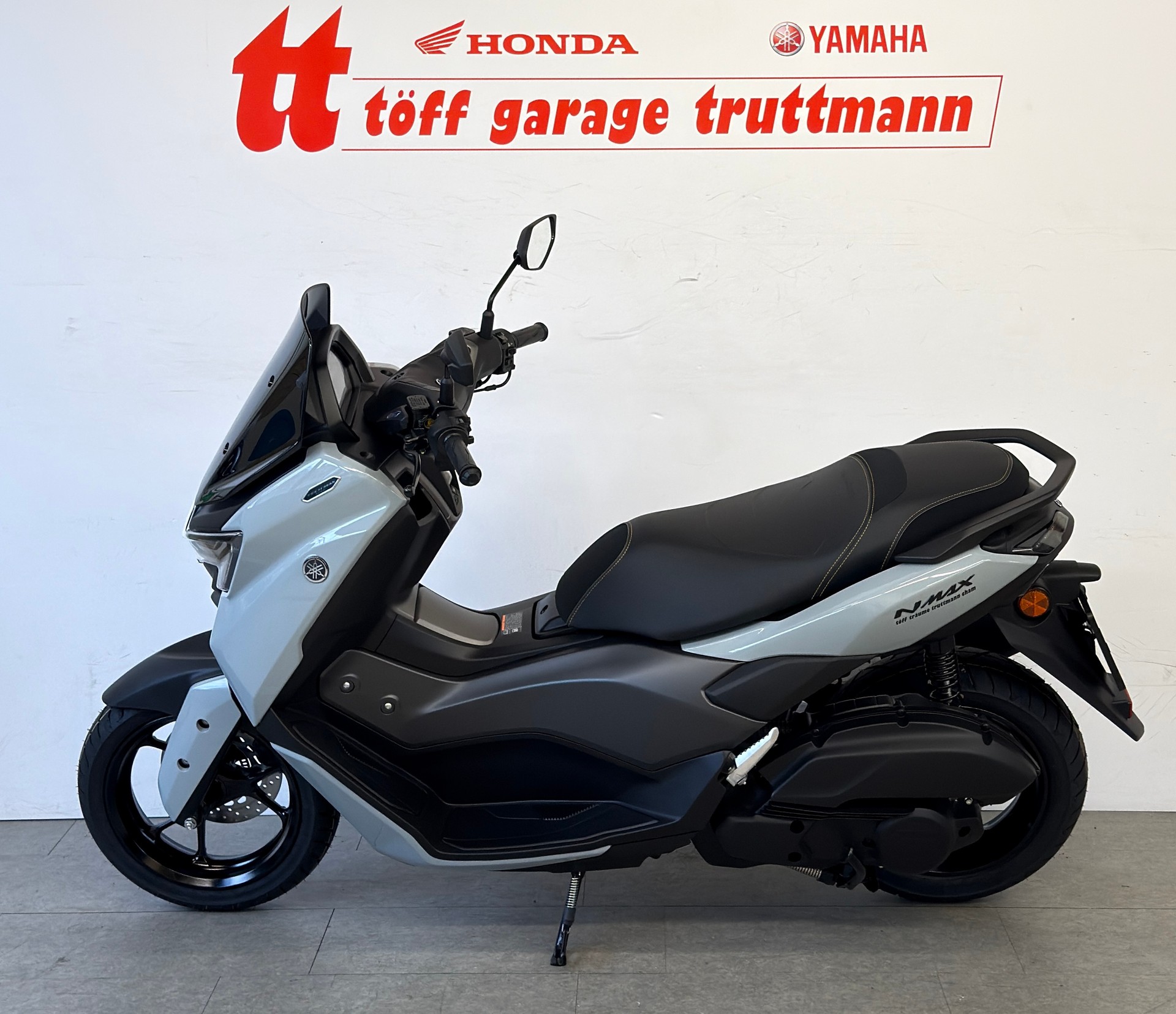 YAMAHA N-Max GPD 125-image-1