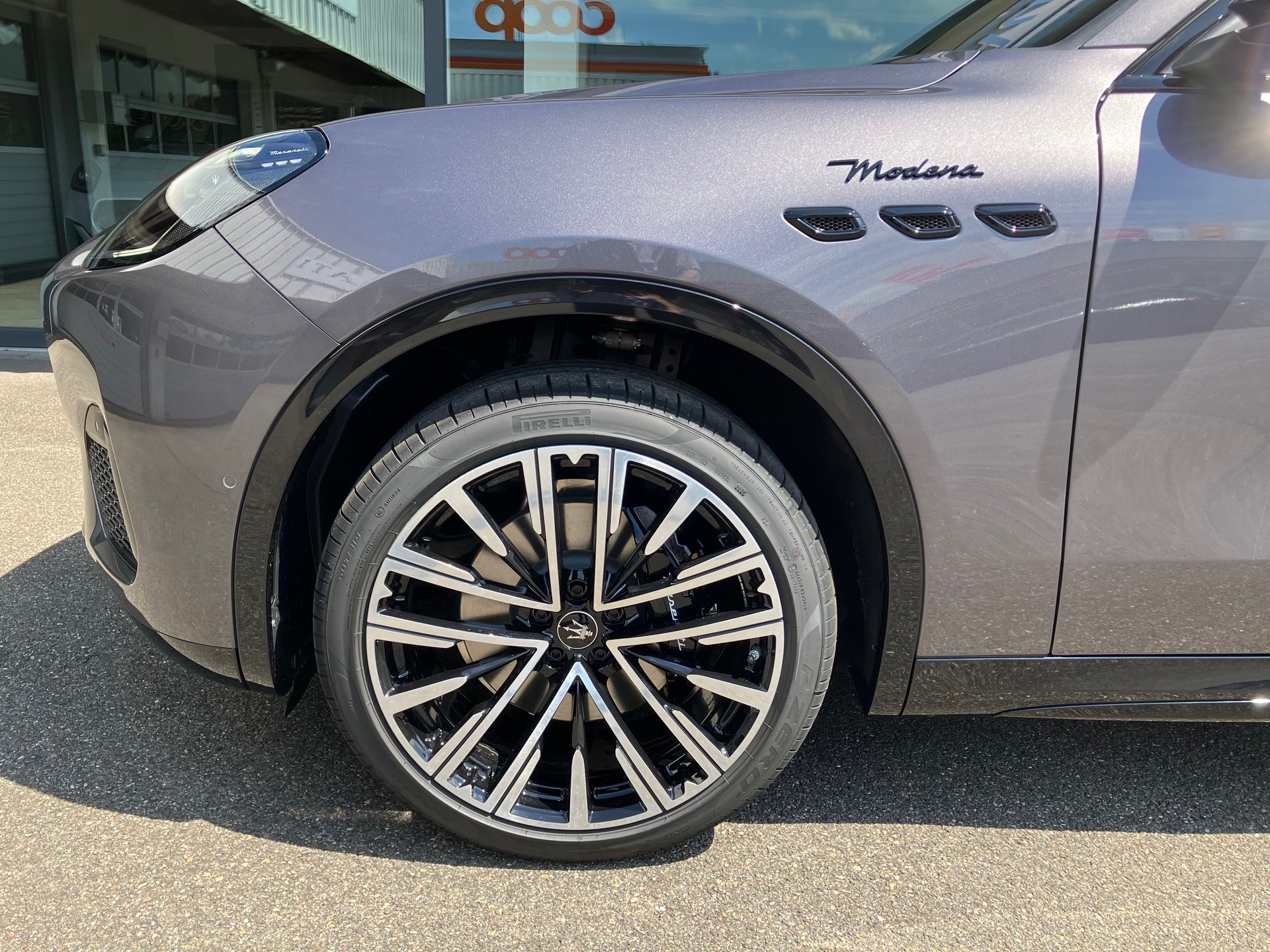MASERATI Grecale 2.0 MHEV Modena-image-12