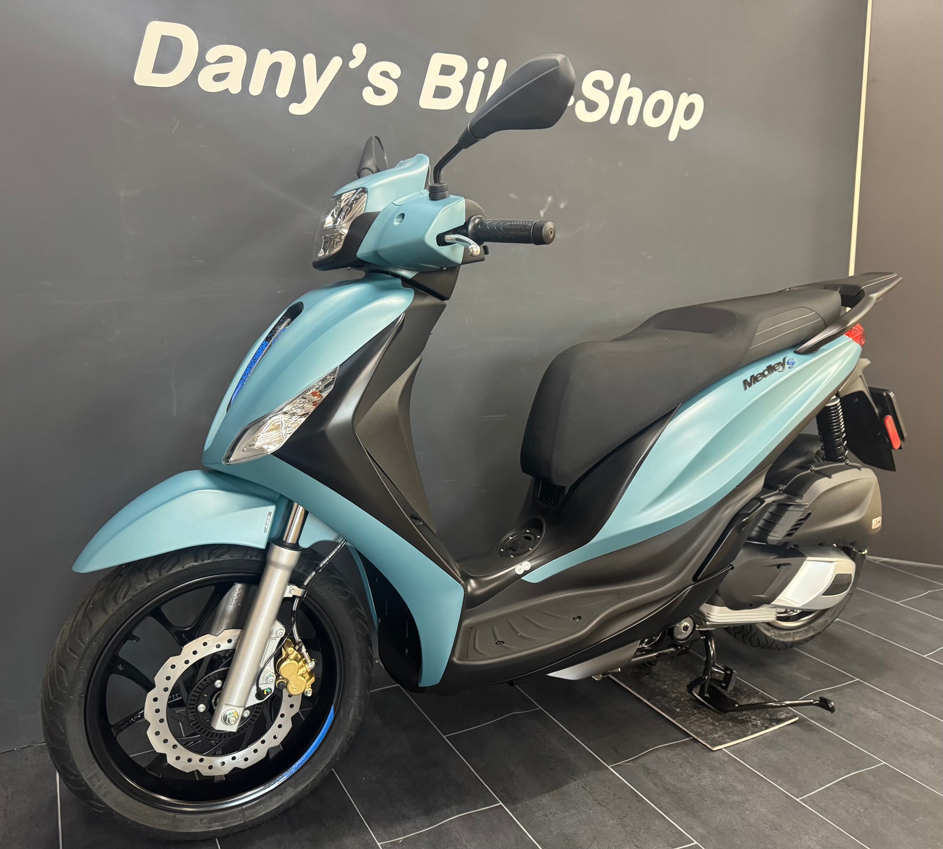 PIAGGIO Medley Sport 200 E5+ (4 Jahre Garantie)-image-1