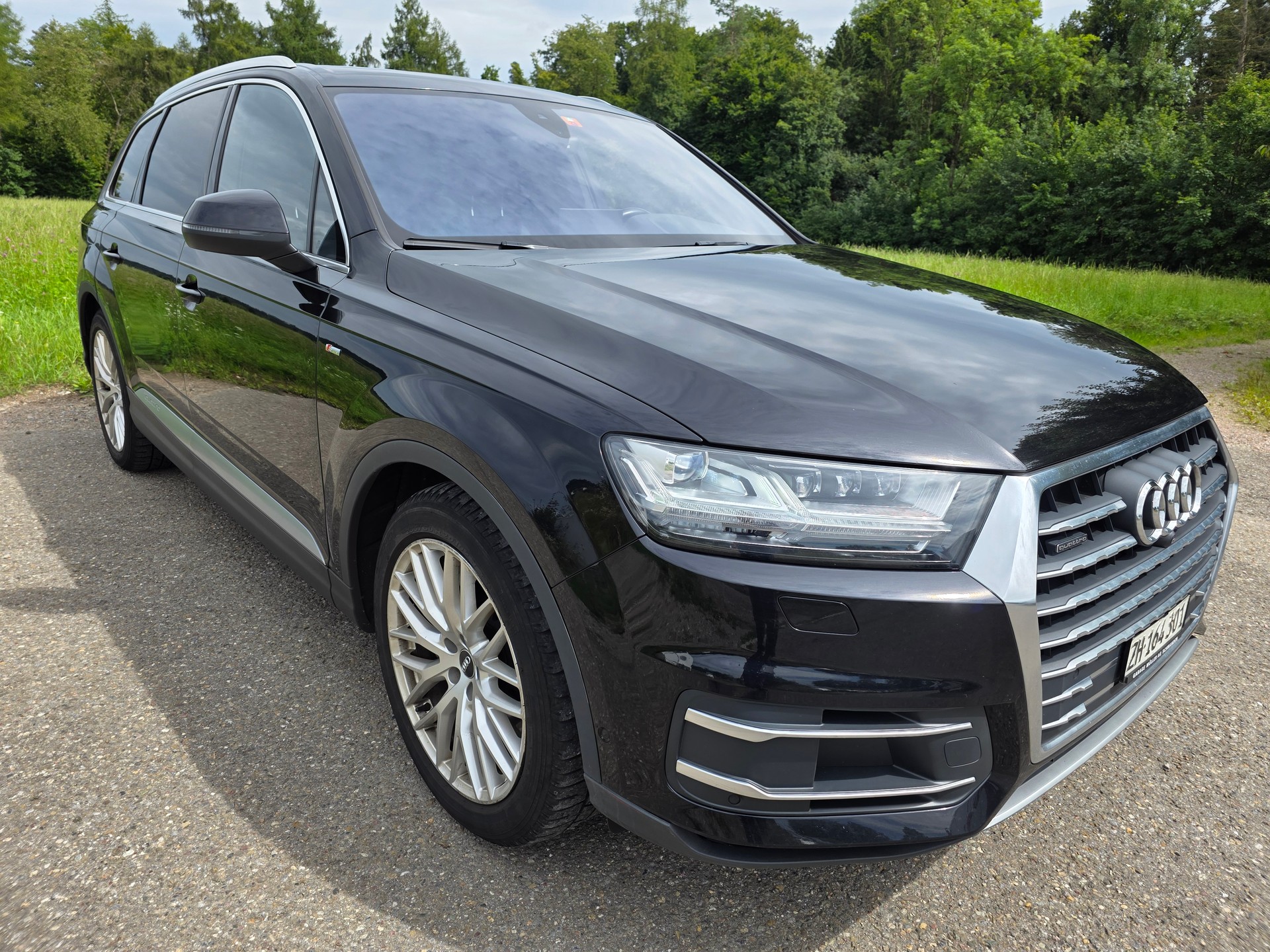 AUDI Q7 3.0 TDI quattro tiptronic-showroom-element-1
