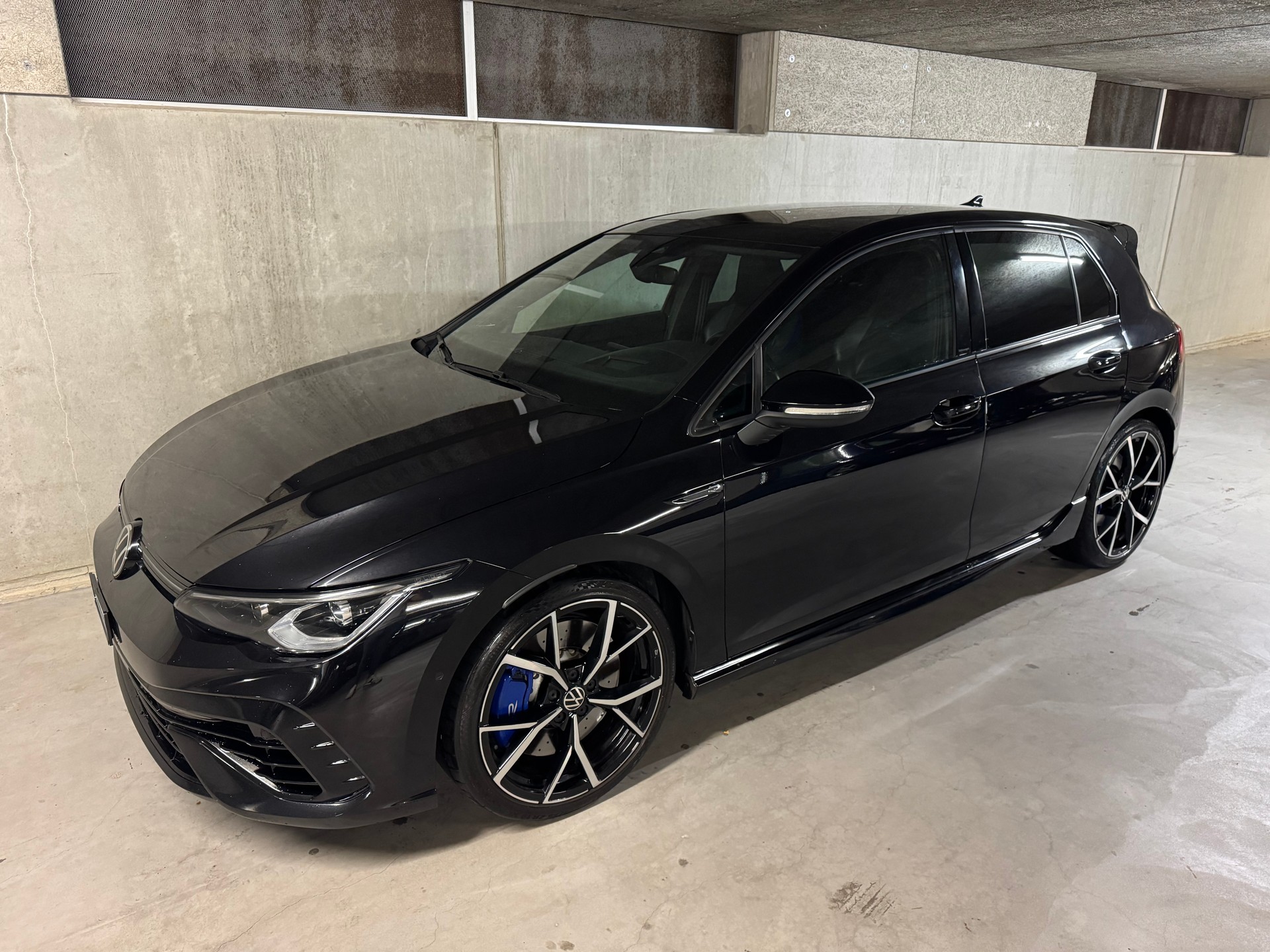 VW Golf 2.0 TSI R DSG 4Motion