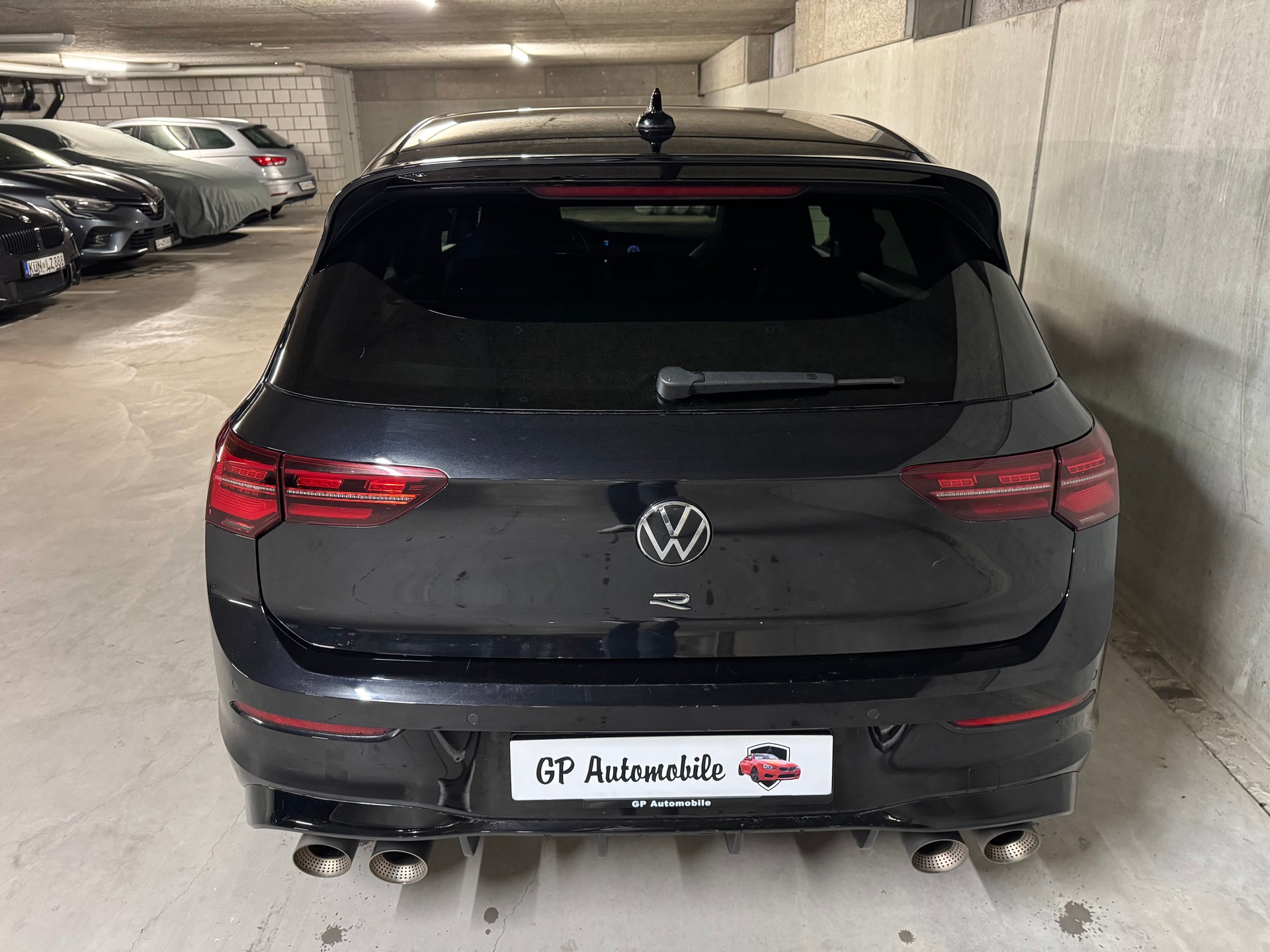 VW Golf 2.0 TSI R DSG 4Motion-image-13