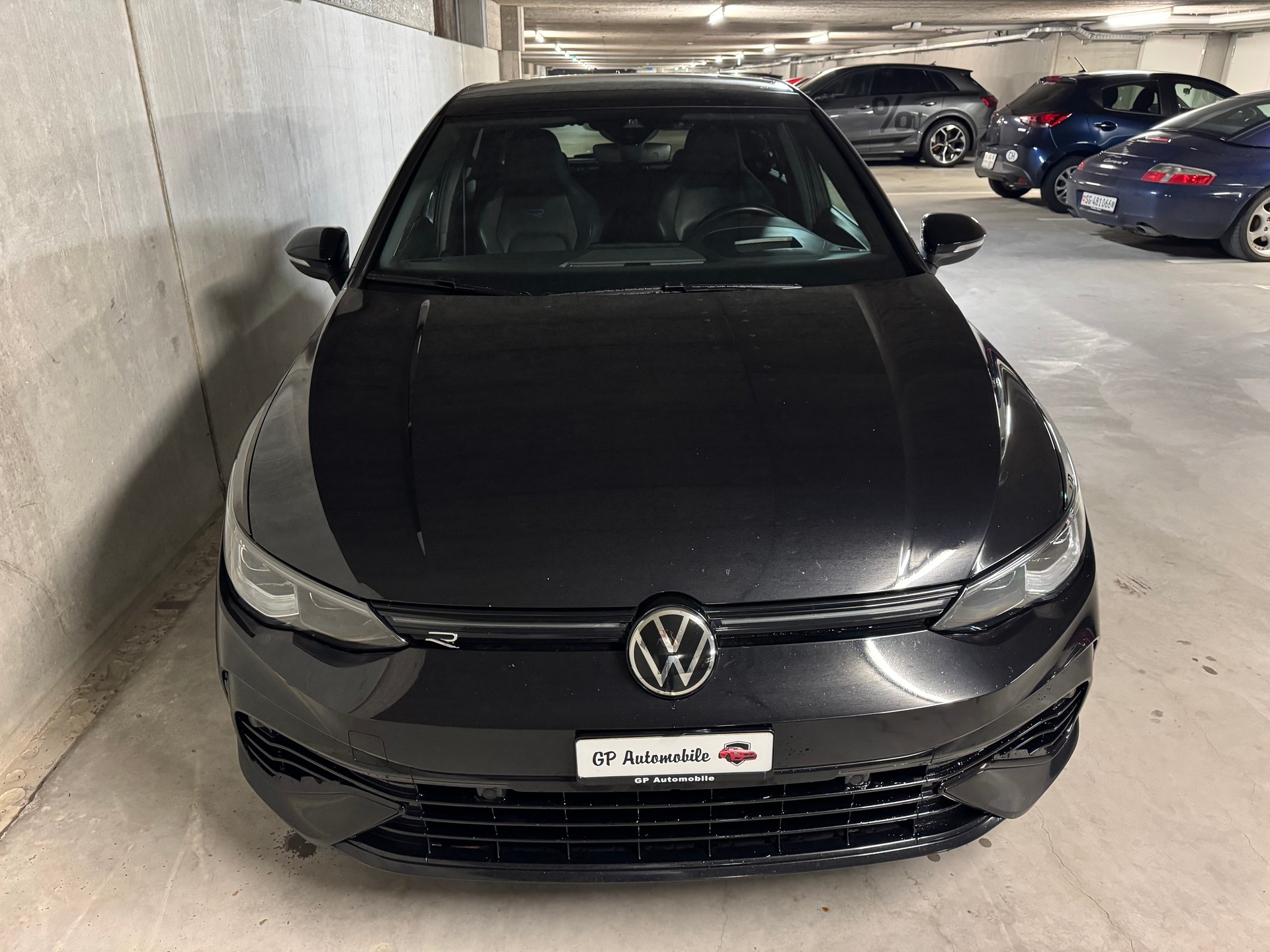 VW Golf 2.0 TSI R DSG 4Motion-image-6