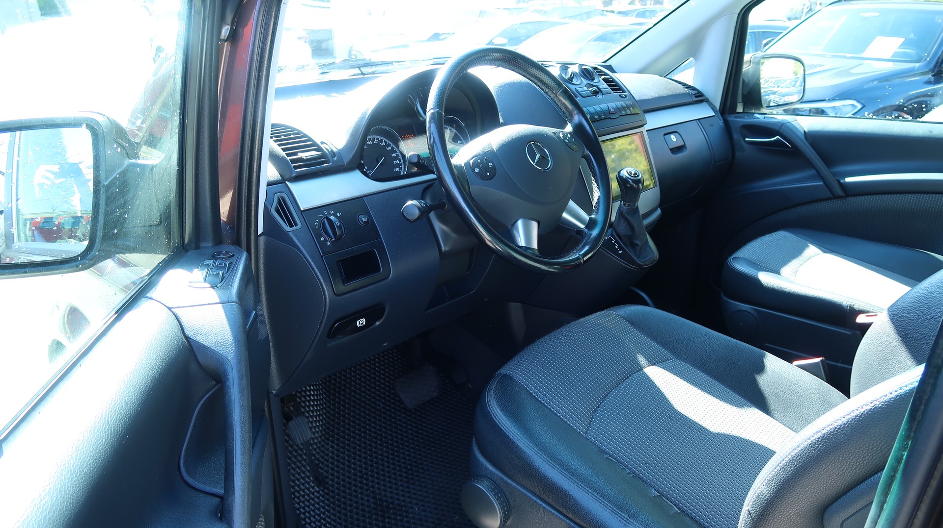 MERCEDES-BENZ Viano 2.2 CDI Blue Eff. Trend Ed. L 4Matic A-image-7