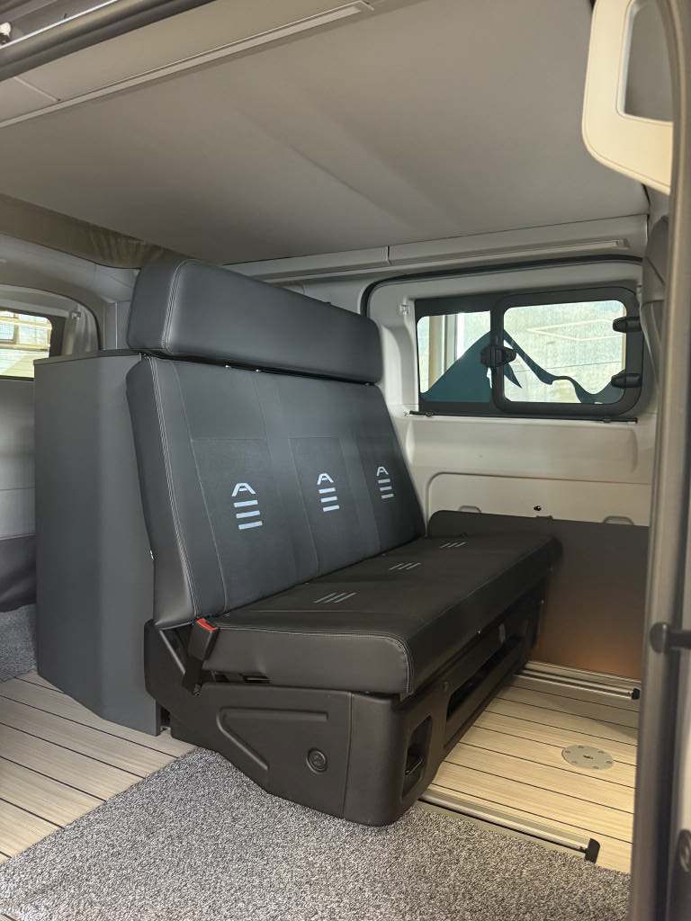 FORD Transit Custom Nugget 320 L1 2.0 EcoBlue 170 Active-image-9