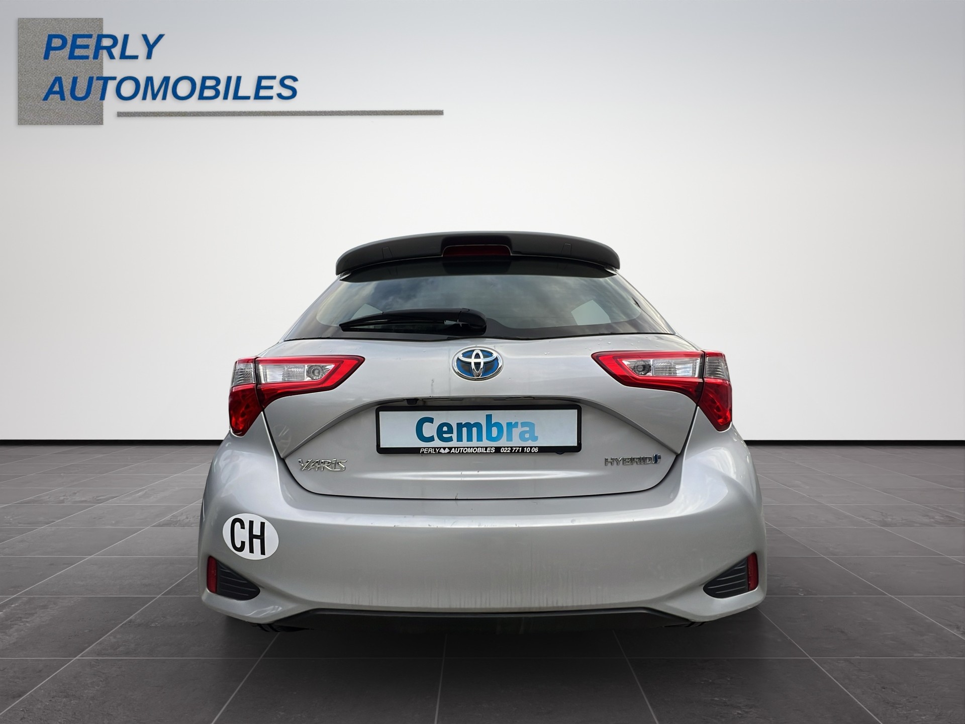 TOYOTA Yaris 1.5 VVT-i HSD Trend-image-4