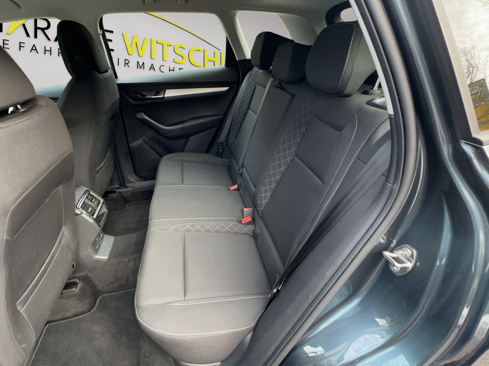 SKODA Karoq 2.0 TDI Ambition 4x4 DSG-image-10