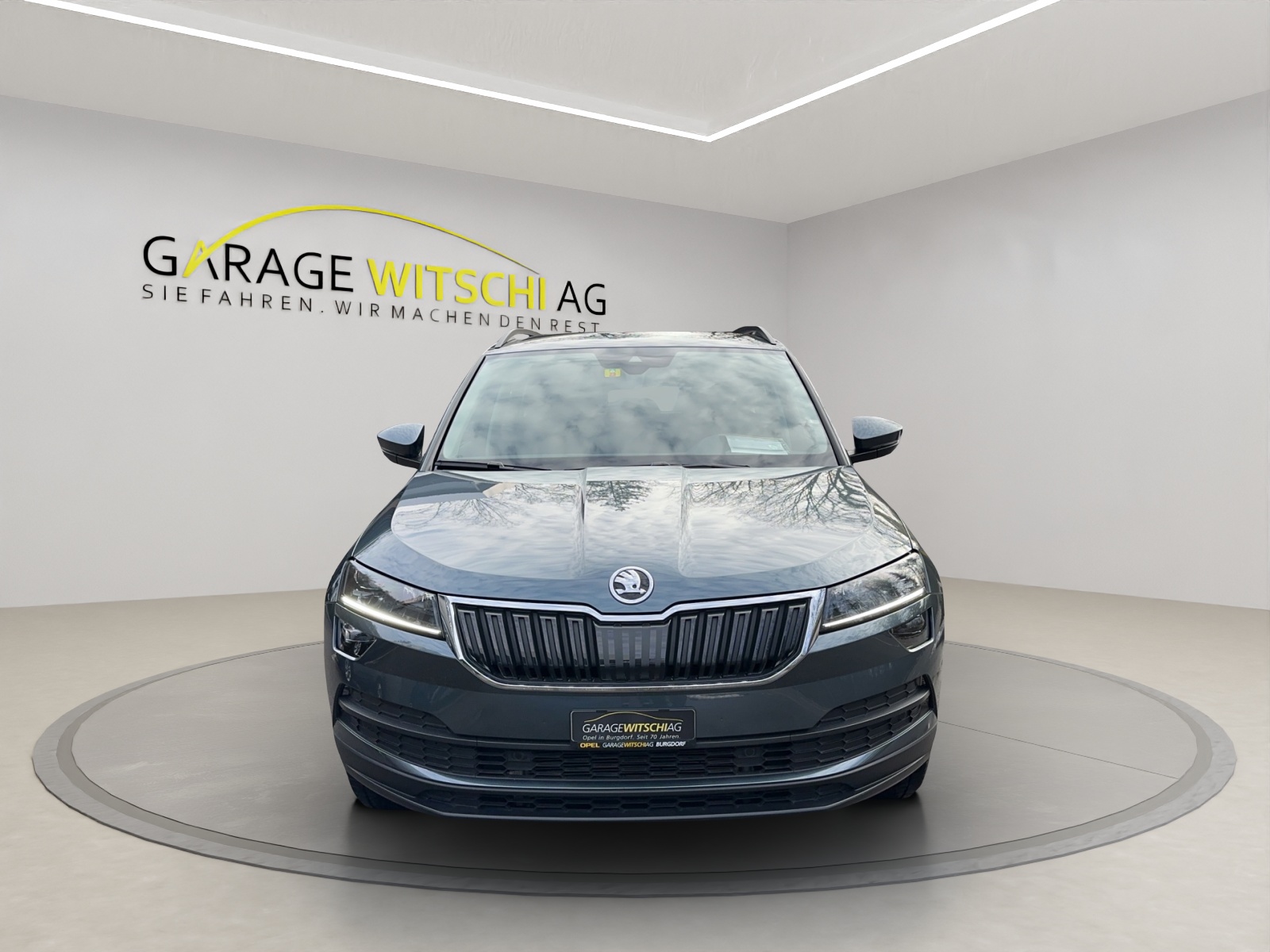 SKODA Karoq 2.0 TDI Ambition 4x4 DSG-showroom-element-1