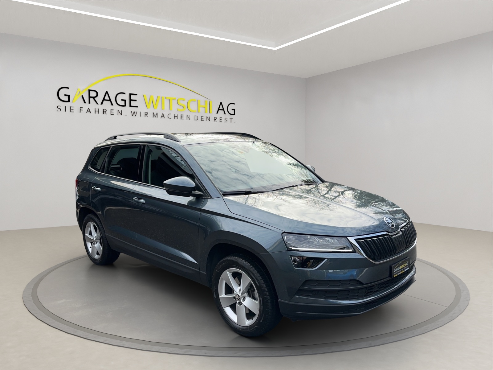 SKODA Karoq 2.0 TDI Ambition 4x4 DSG-showroom-element-2