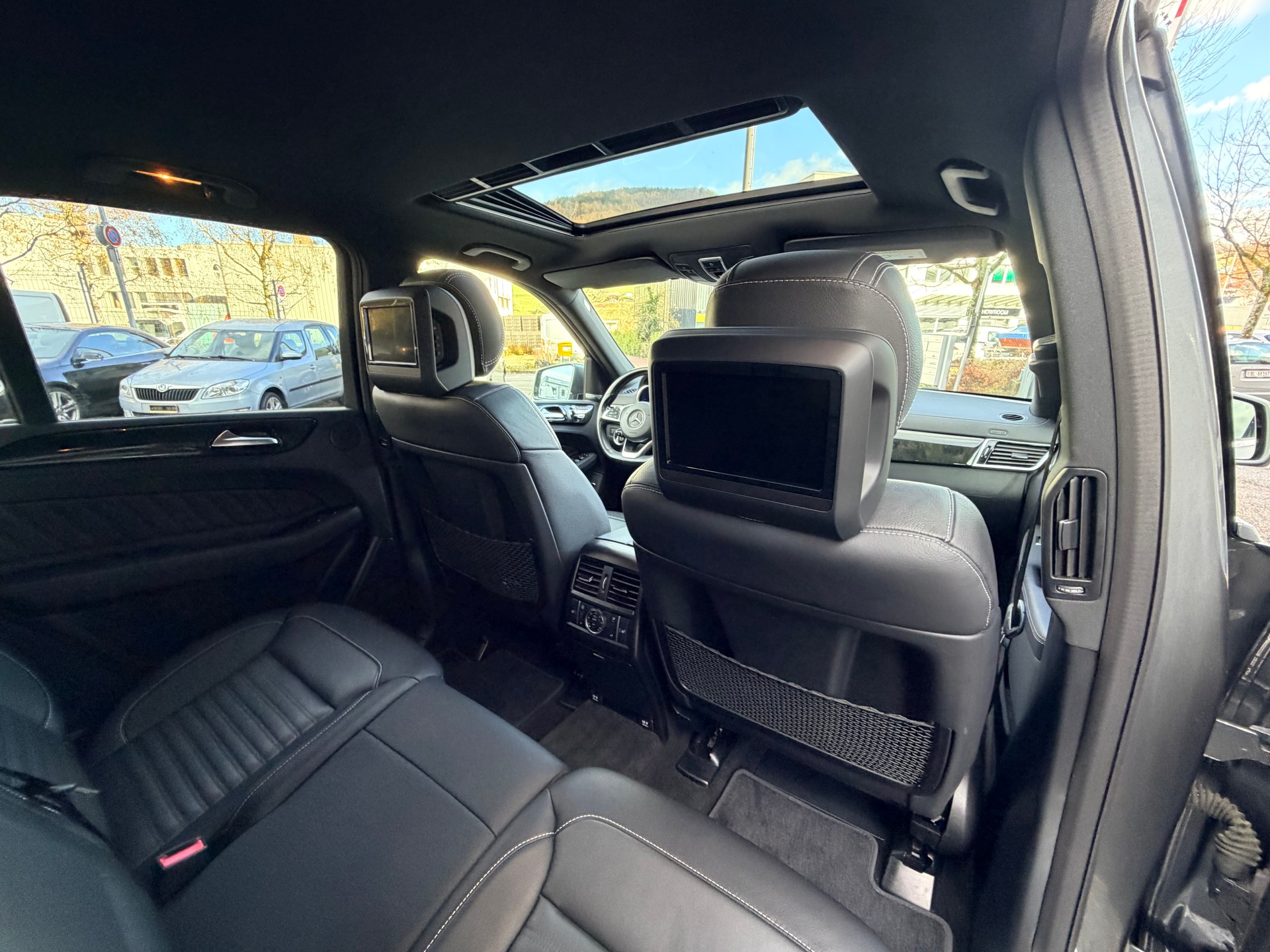 MERCEDES-BENZ GLE 500 Executive 4Matic 9G-Tronic-image-14