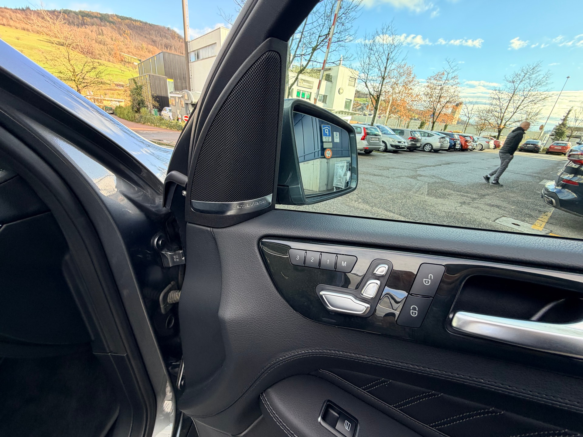 MERCEDES-BENZ GLE 500 Executive 4Matic 9G-Tronic-image-12