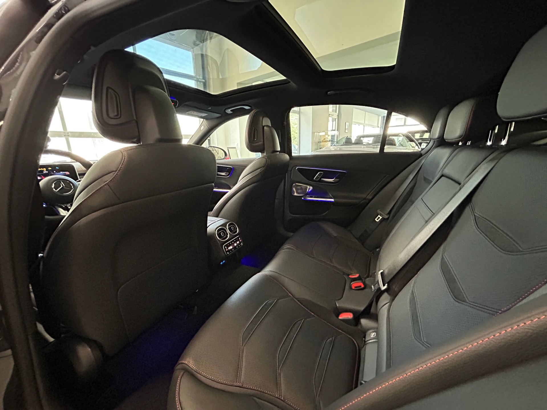 MERCEDES-BENZ C 43 AMG 4 Matic Executive Edition-image-8