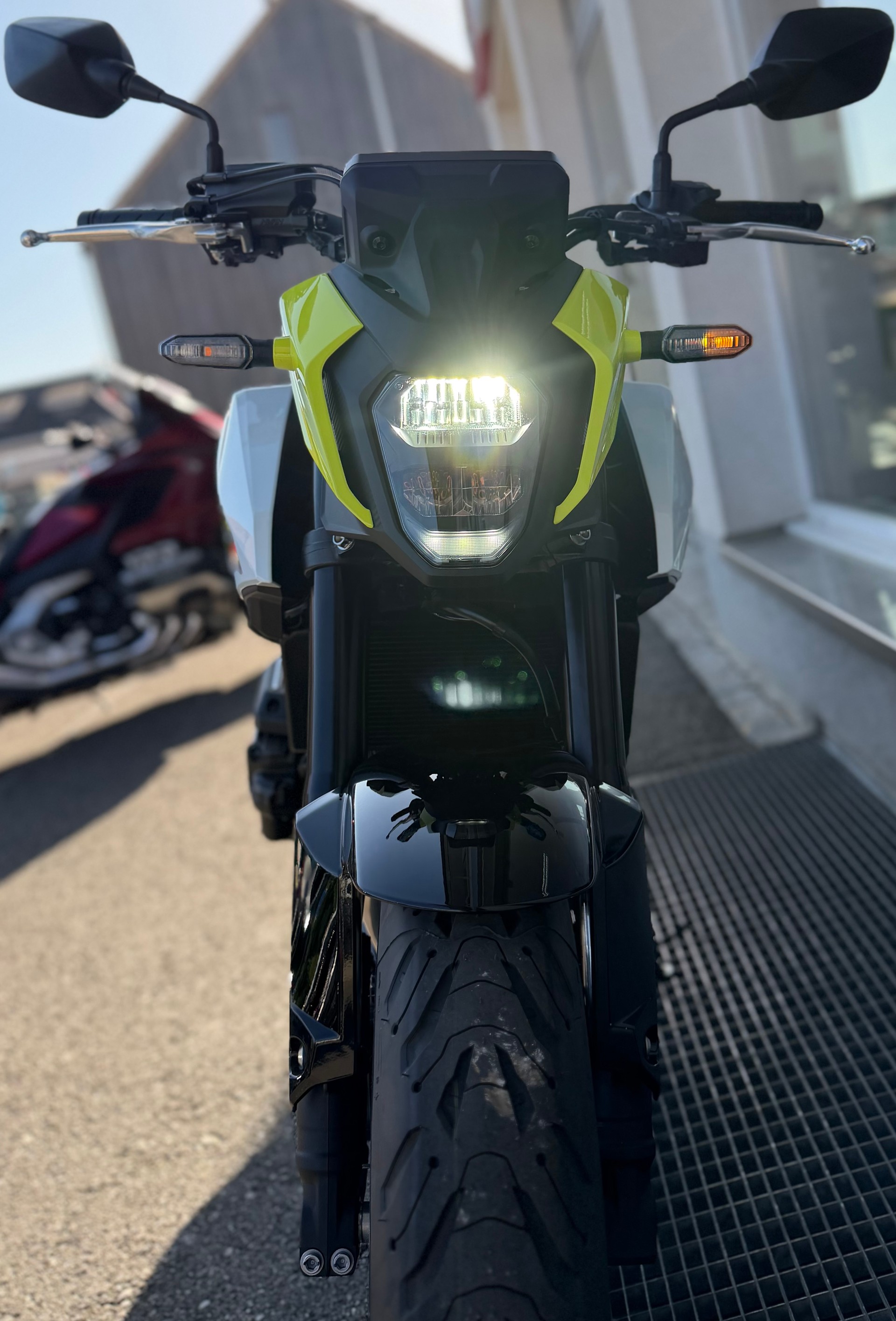 HONDA CB 500 Hornet NEW * E-Clutch * 2026-image-1