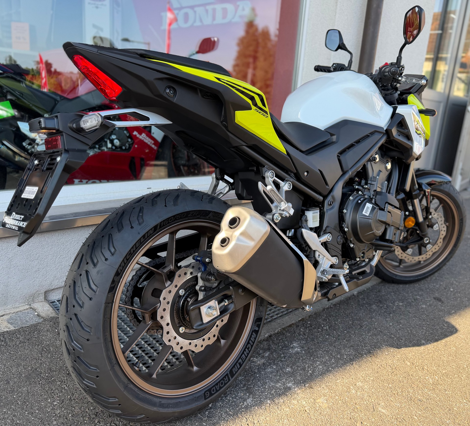 HONDA CB 500 Hornet NEW * E-Clutch * 2026-image-3