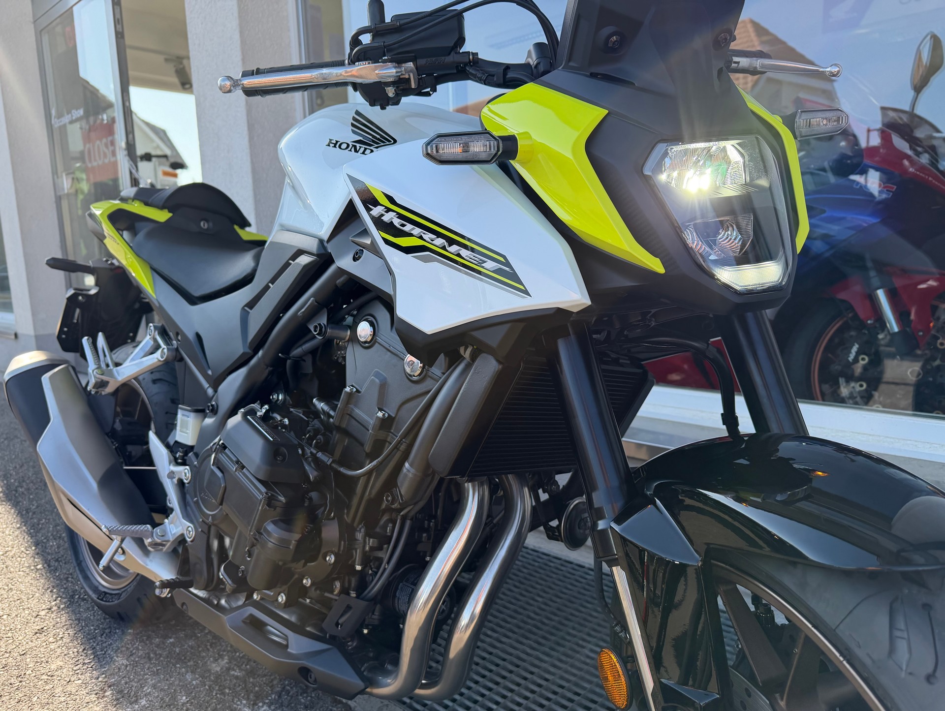 HONDA CB 500 Hornet NEW * E-Clutch * 2026-image-5