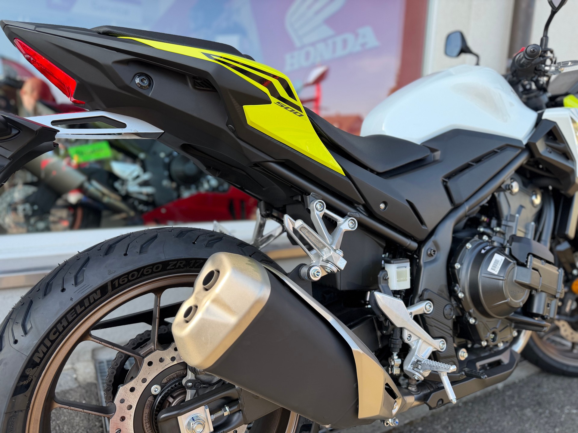 HONDA CB 500 Hornet NEW * E-Clutch * 2026-image-7