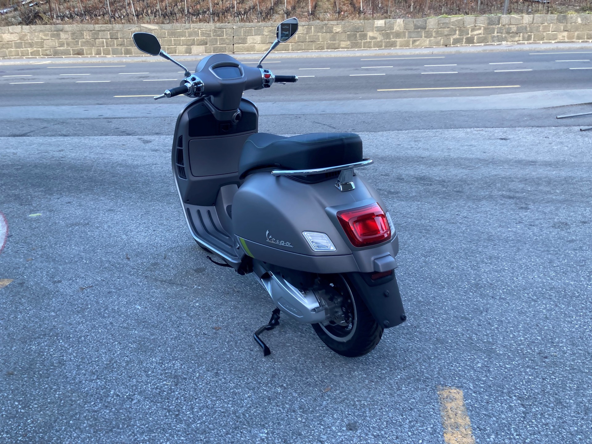PIAGGIO Vespa GTS 300 Super Tech ABS-image-7