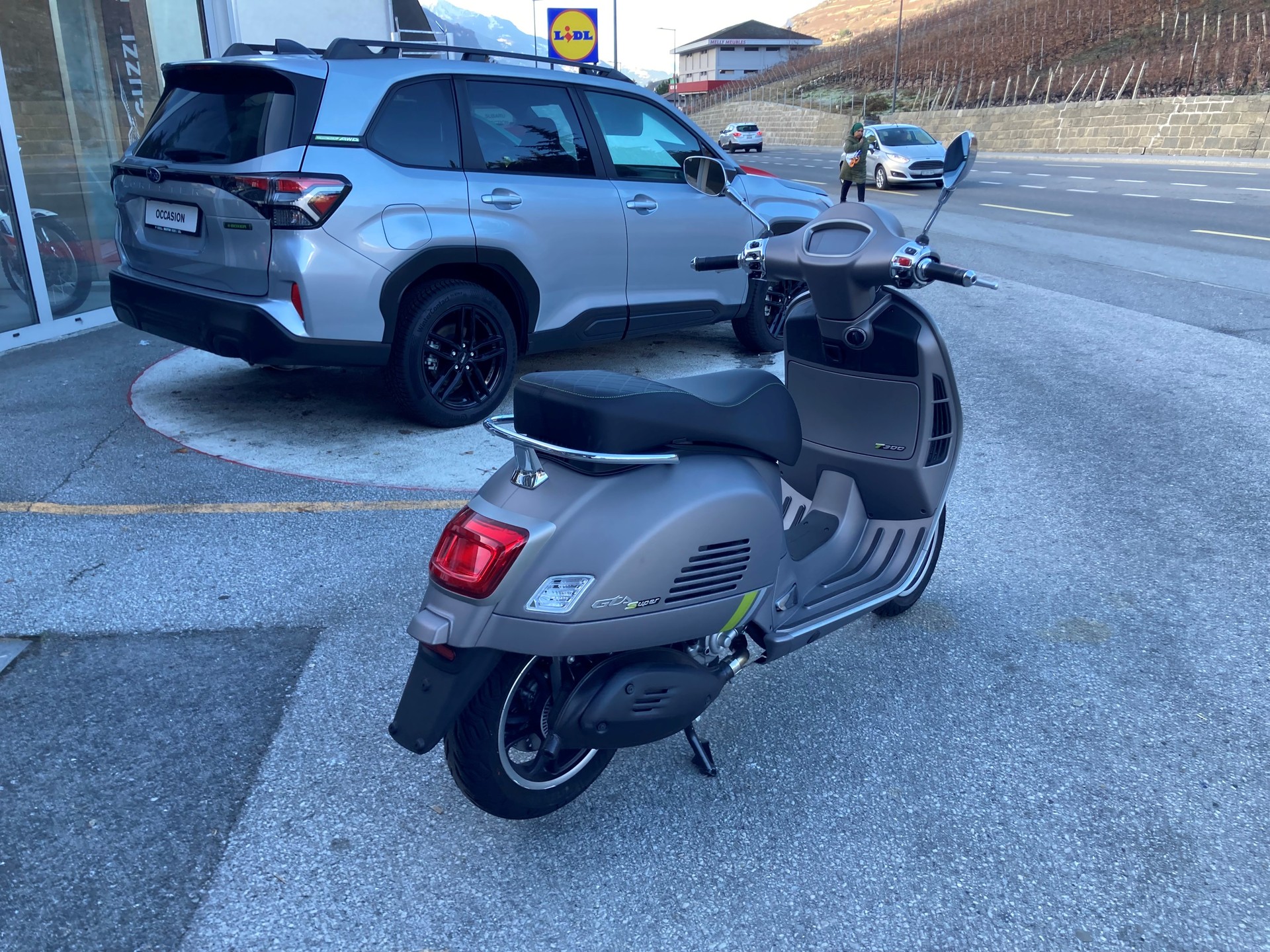 PIAGGIO Vespa GTS 300 Super Tech ABS-image-5