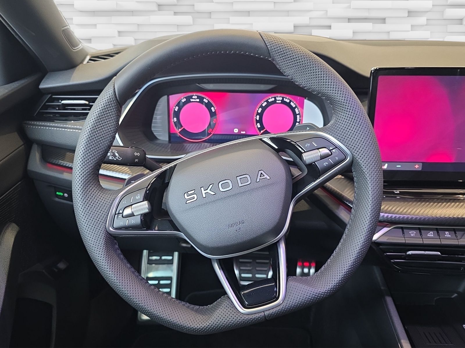 SKODA Octavia Combi 2.0 TSI DSG Dynamic 4x4-image-5
