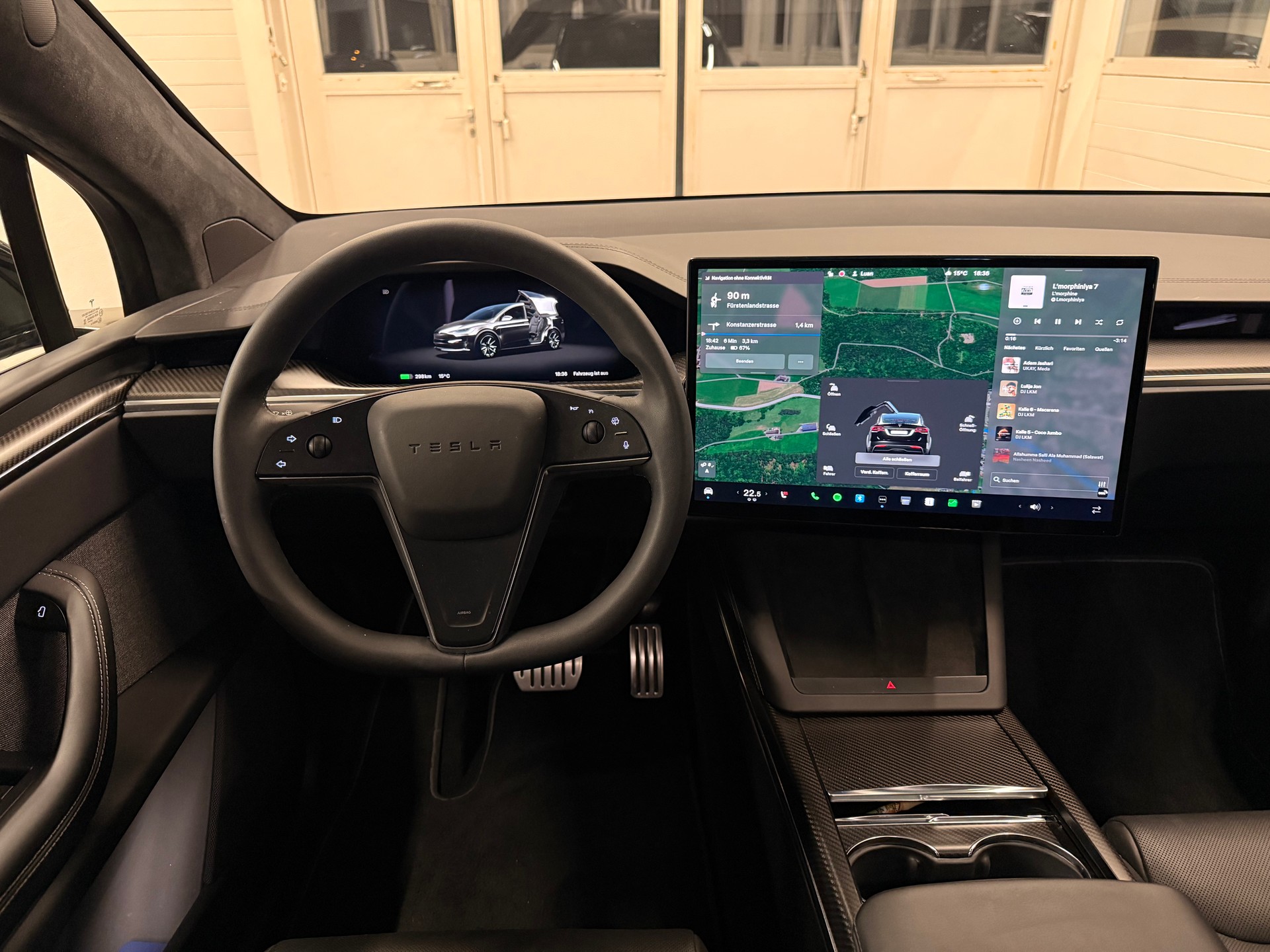 TESLA Model X 100kWh Plaid-image-5