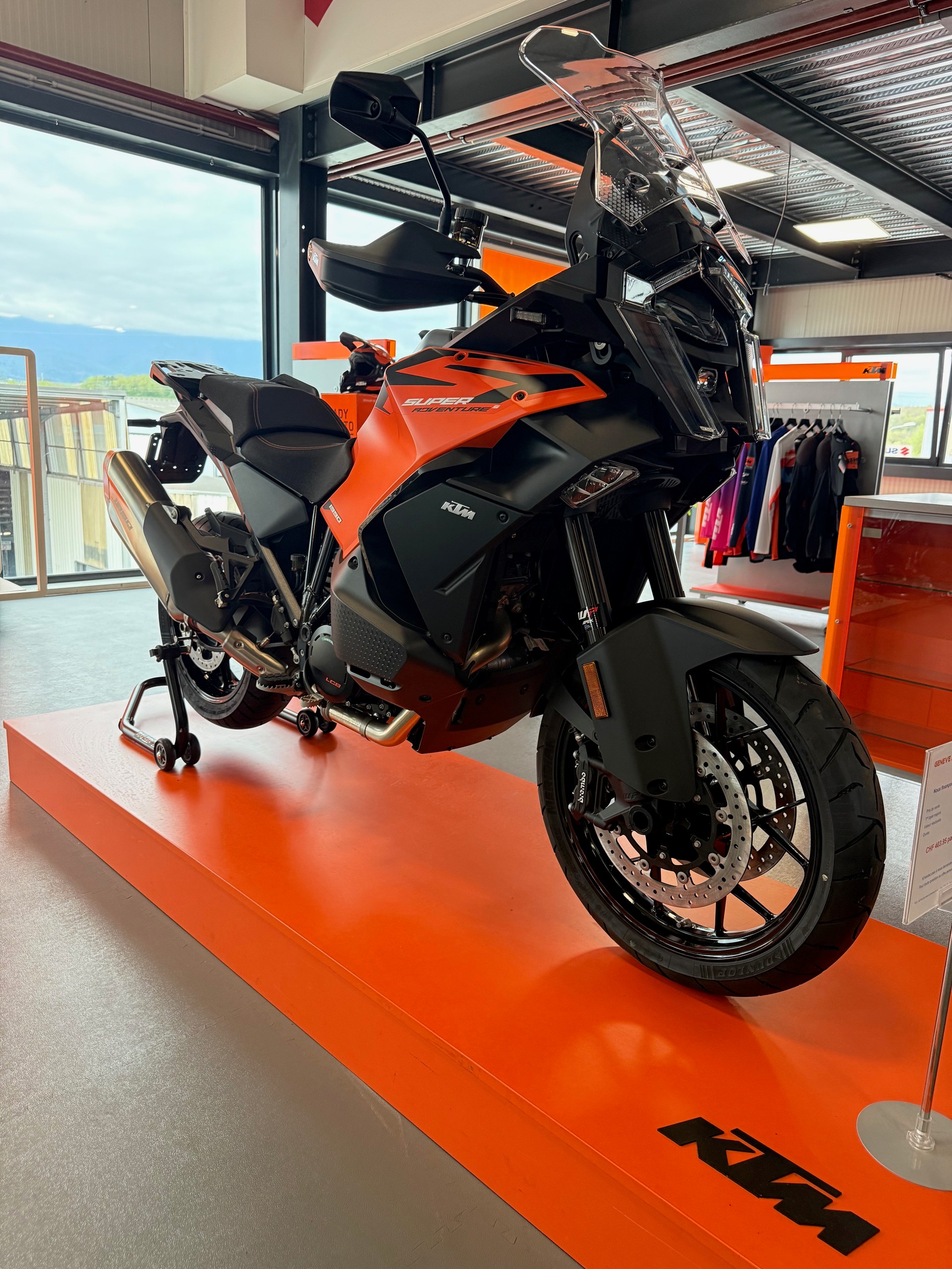 KTM 1390 Super Adventure S 2026-image-1