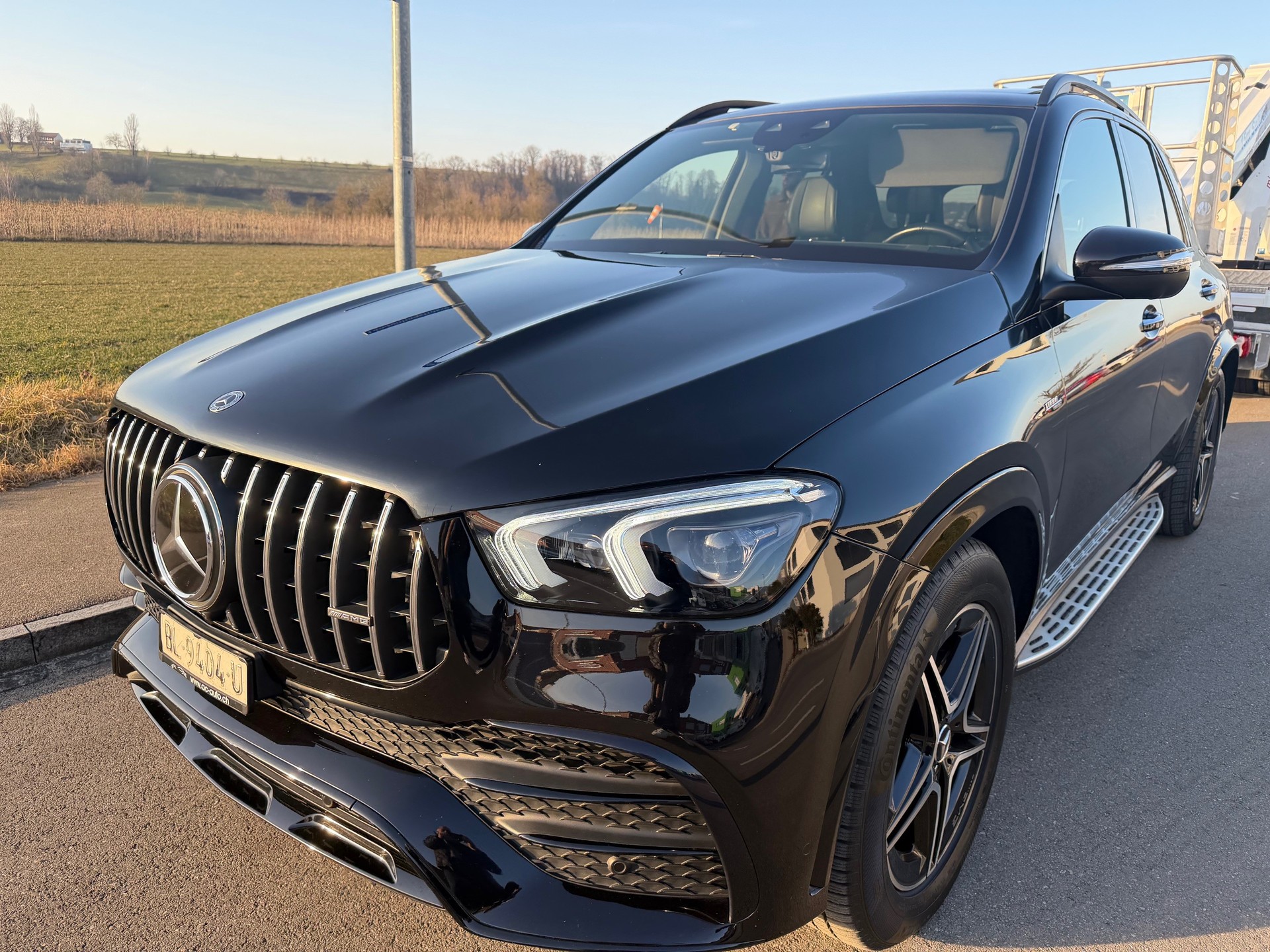 MERCEDES-BENZ GLE 53 AMG 4Matic+ 9G-Speedshift-showroom-element-2