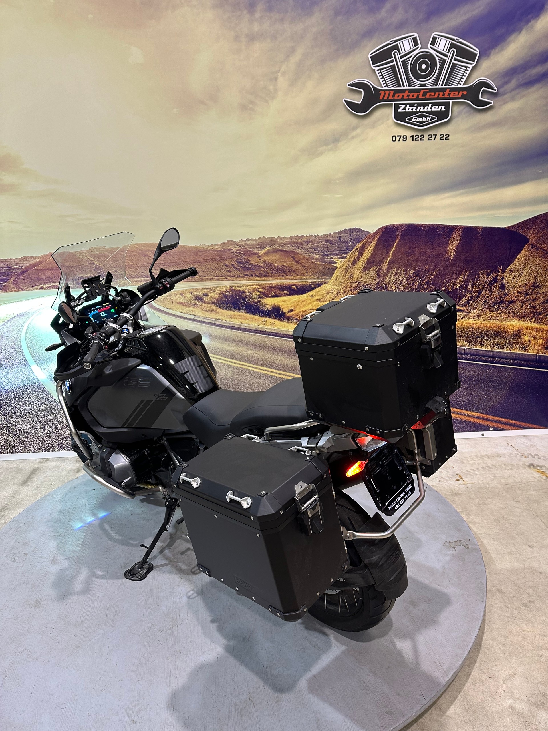BMW R 1250 GS Adventure Triple Black Akrapovic-image-5