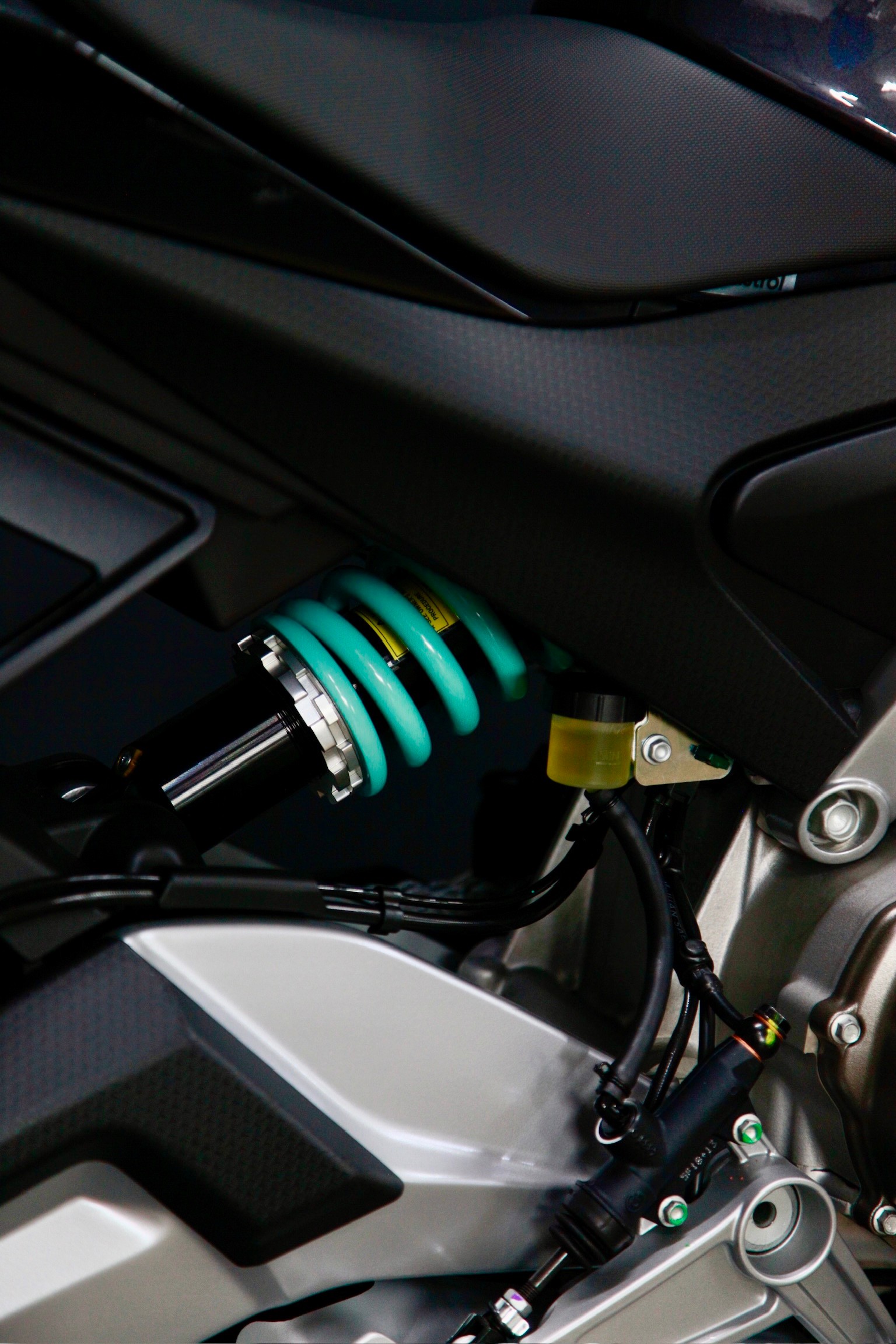 APRILIA RS 660 verde ciano E5+ (105ps)-image-5