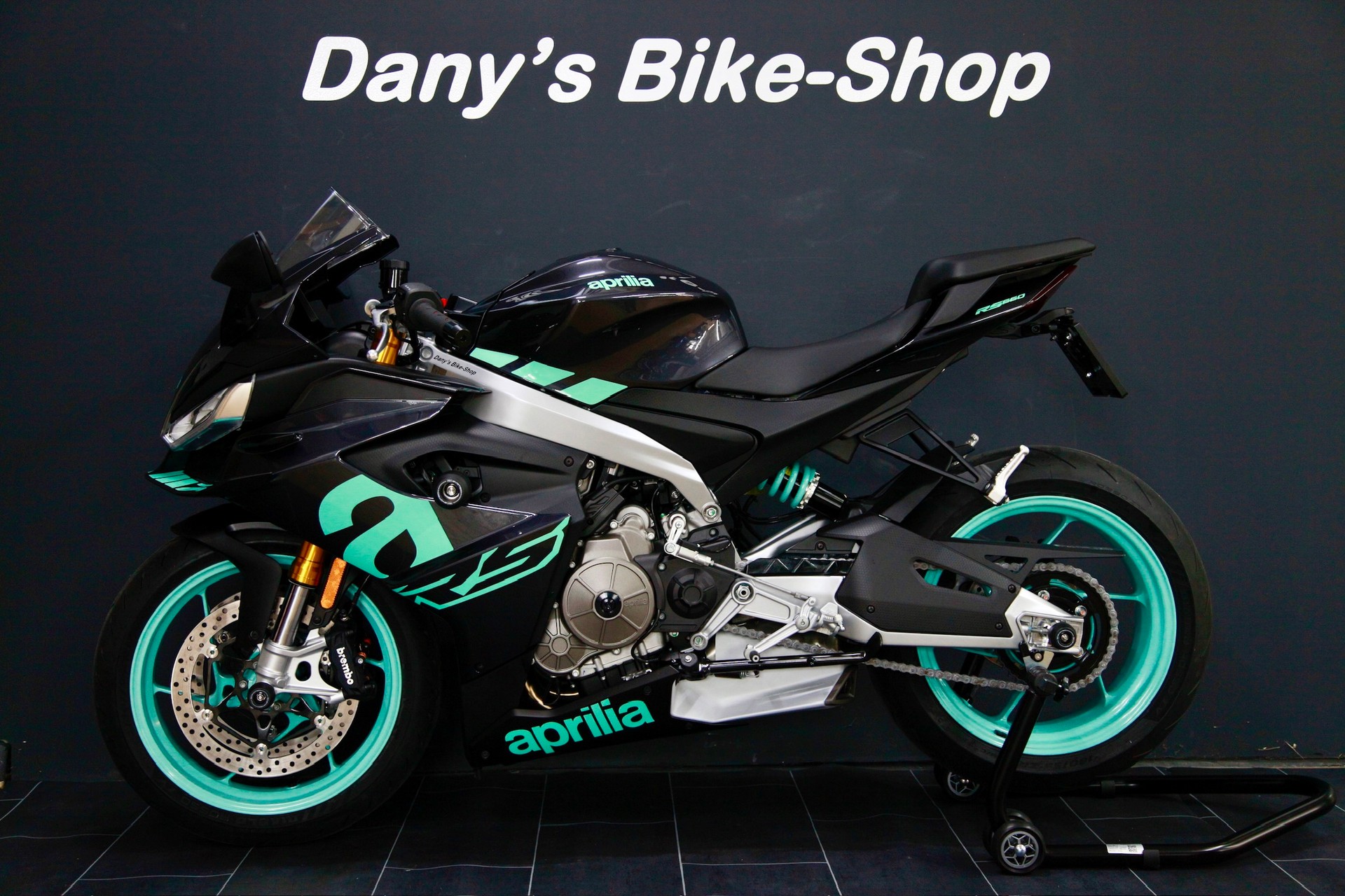 APRILIA RS 660 verde ciano E5+ (105ps)-image-1