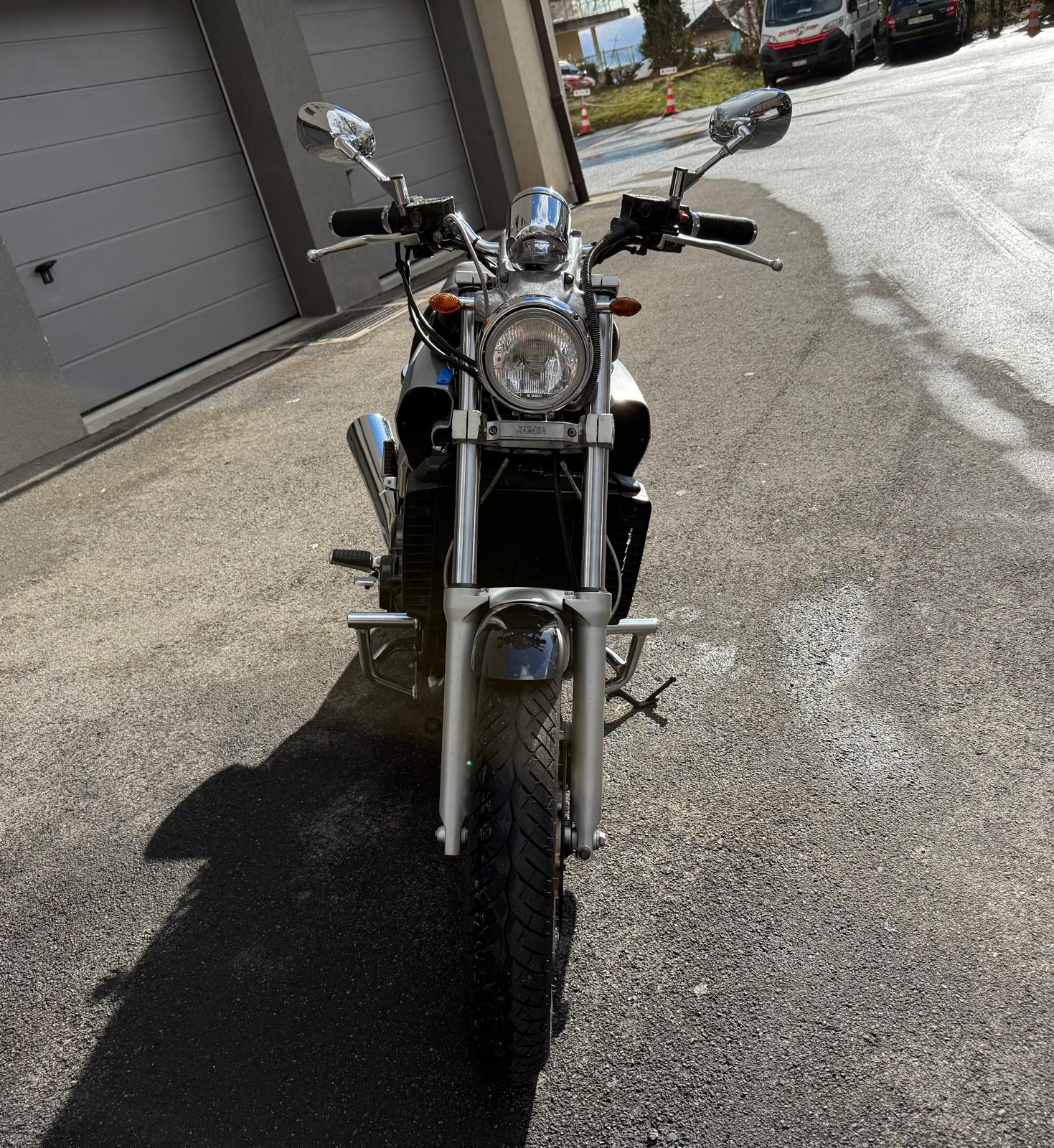YAMAHA V-Max VMX 1200-image-6