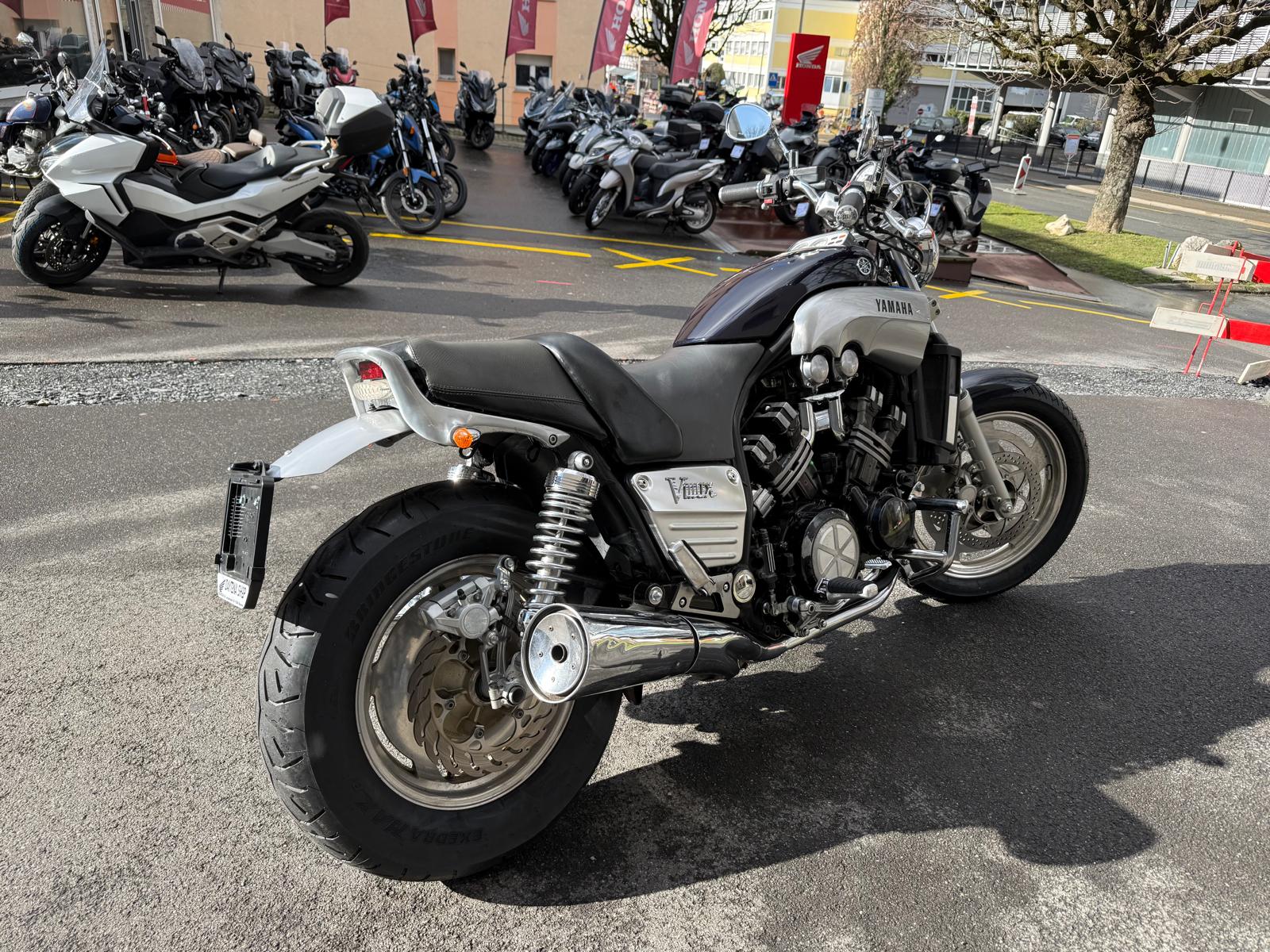 YAMAHA V-Max VMX 1200-image-5